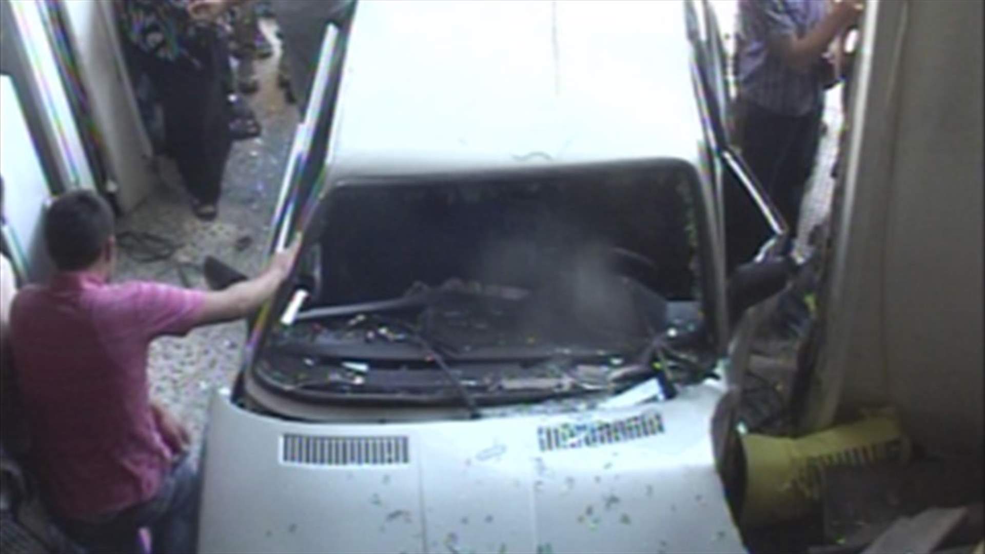 Car hits shops in Saadnayel, killing Fatma 