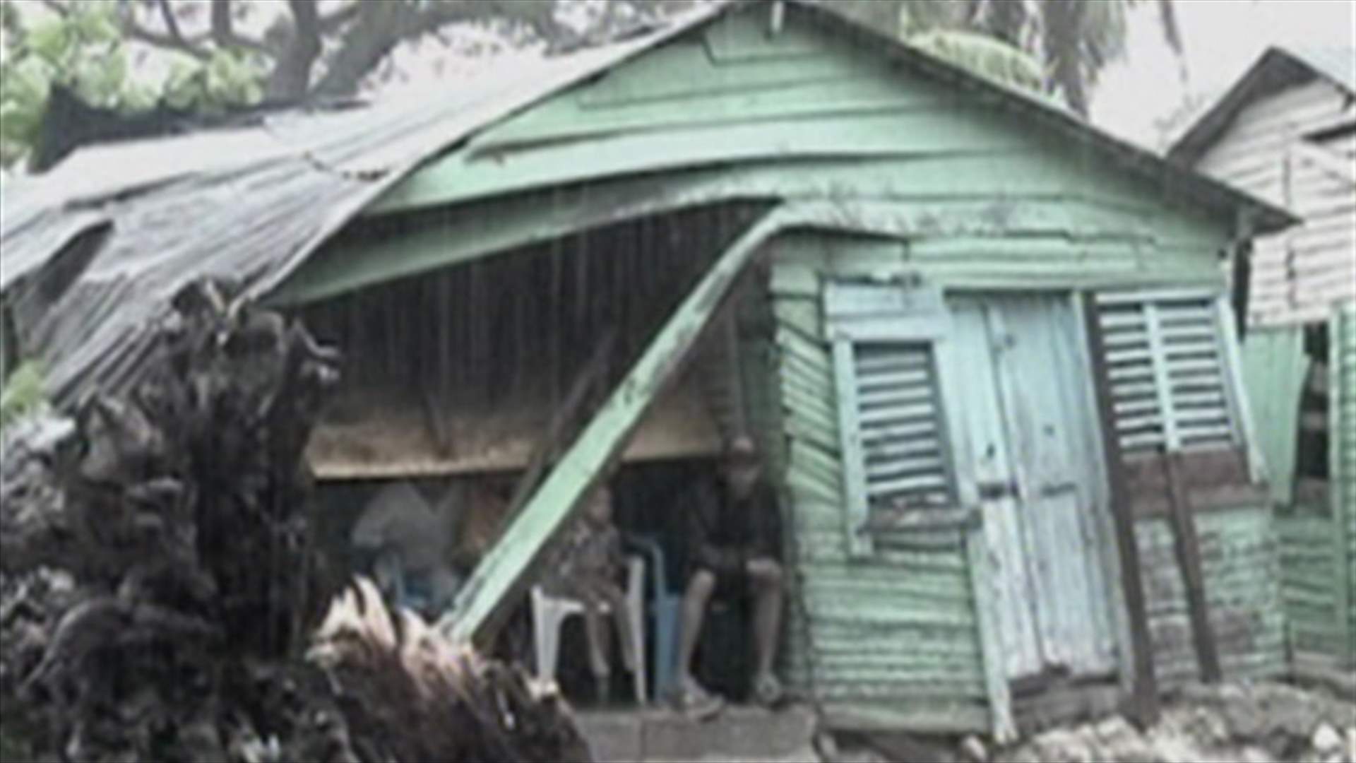 As Isaac wanes, Gulf region mops up from storm