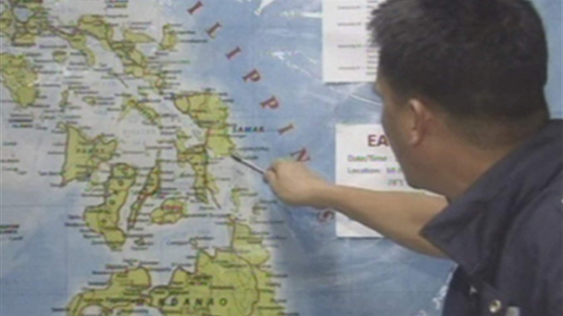 Filipino villagers return home after quake
