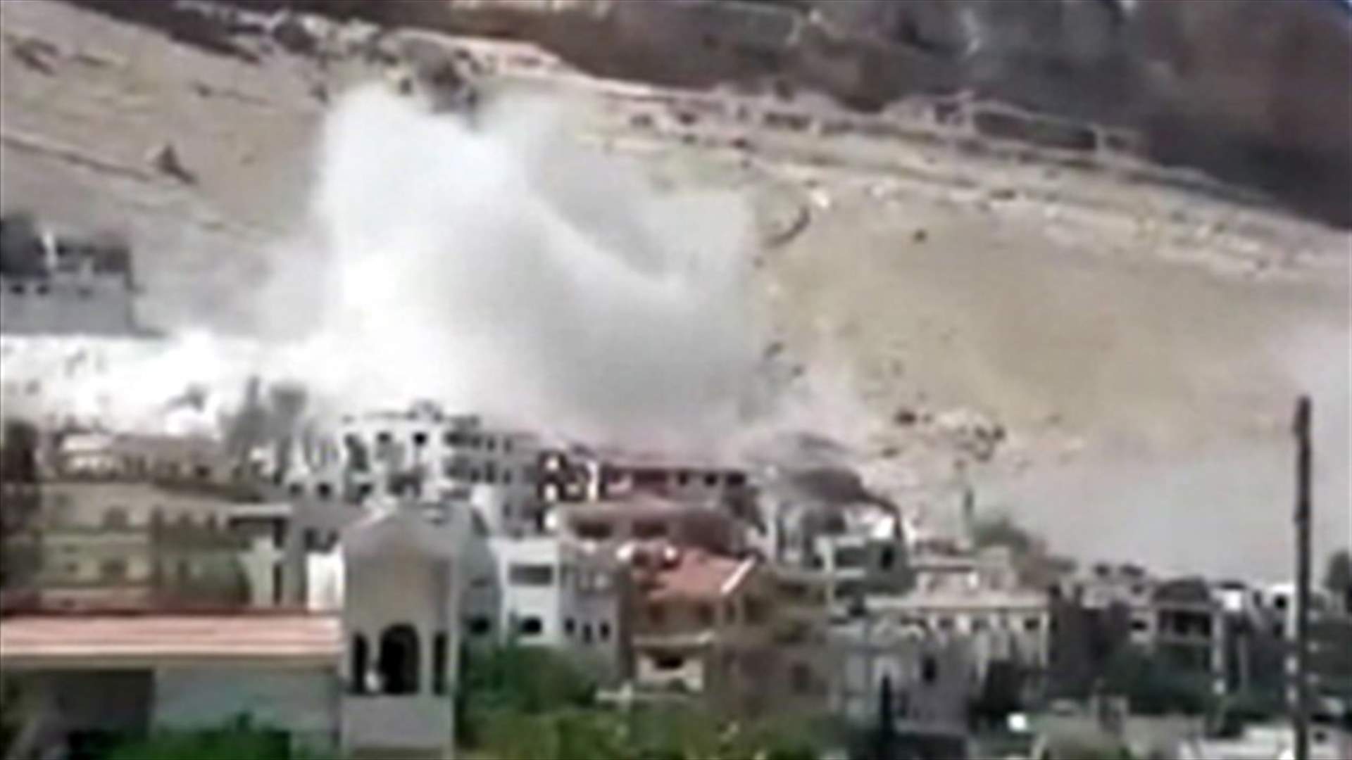 New attack rocks central Damascus as shelling over Aleppo continues