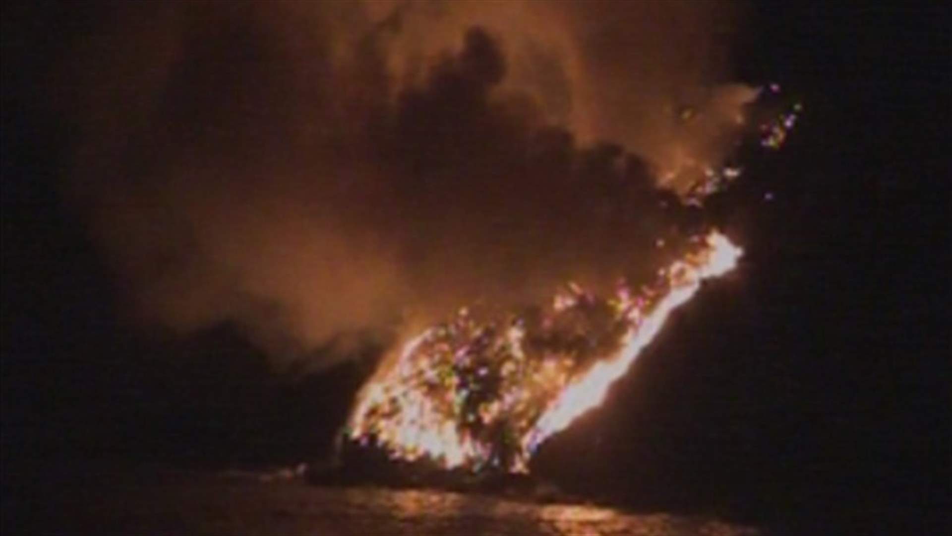 Sidon chokes underneath a cloak of thick smoke