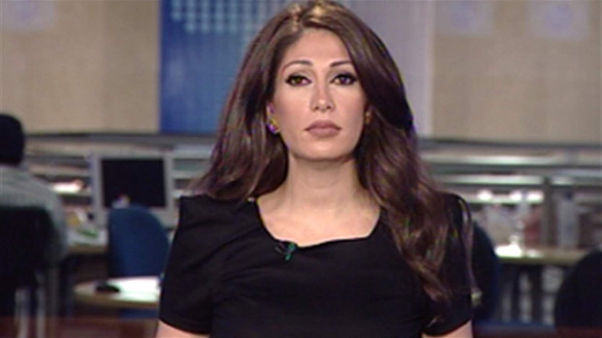 مقدمة النشرة المسائية 21-09-2011
