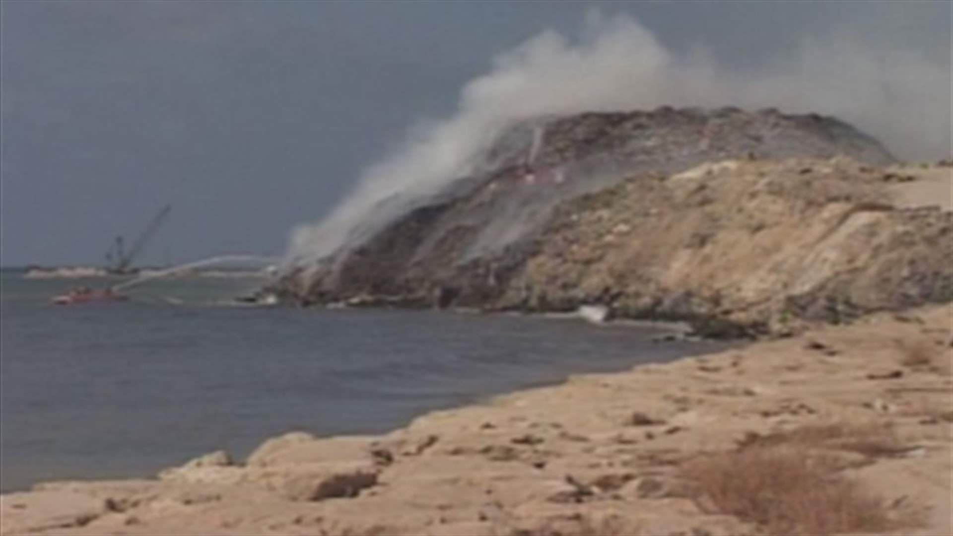 Sidon’s garbage dump on fire for the second day in a row