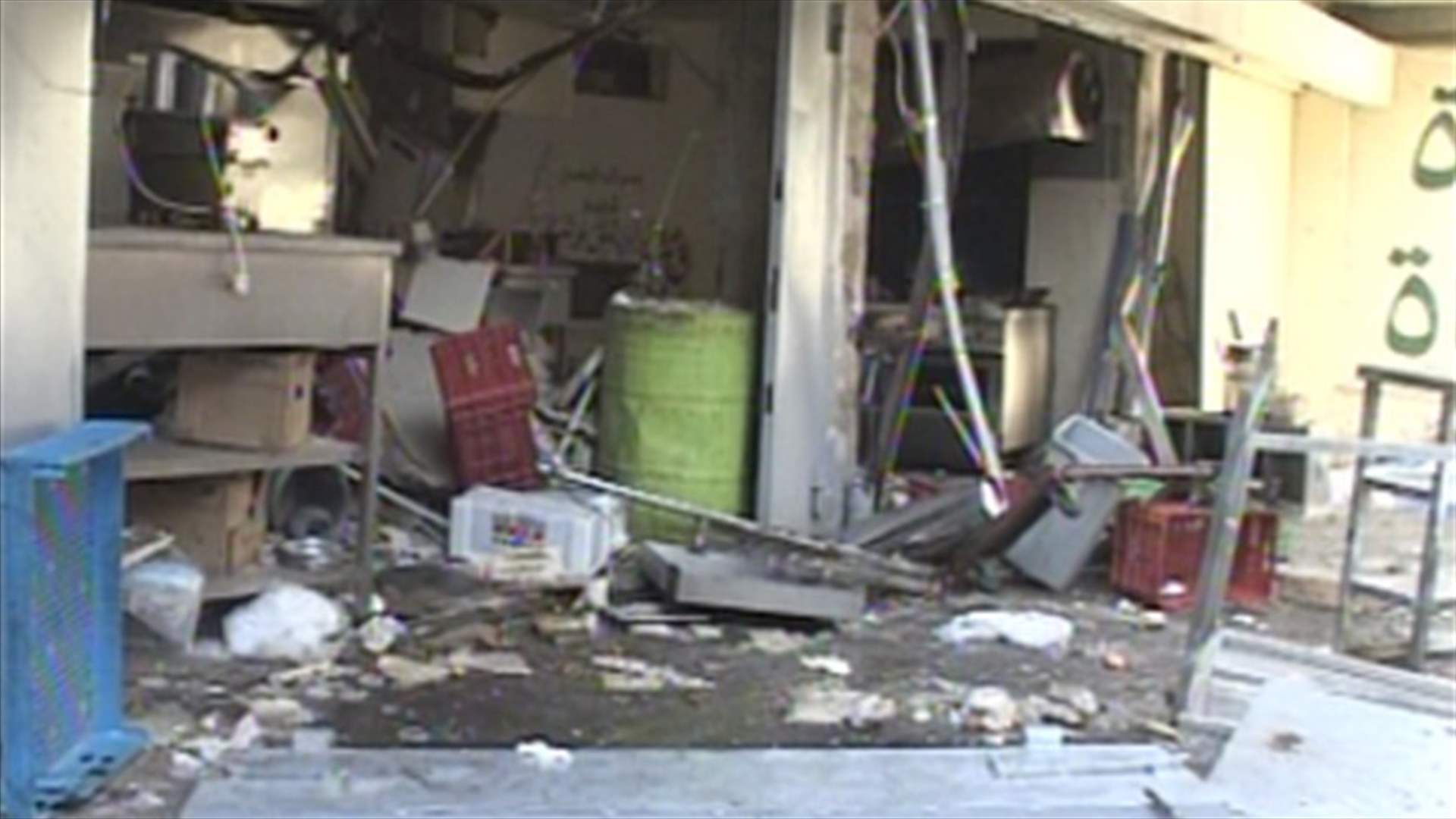 Explosion rocks Tareek Jdideh street 