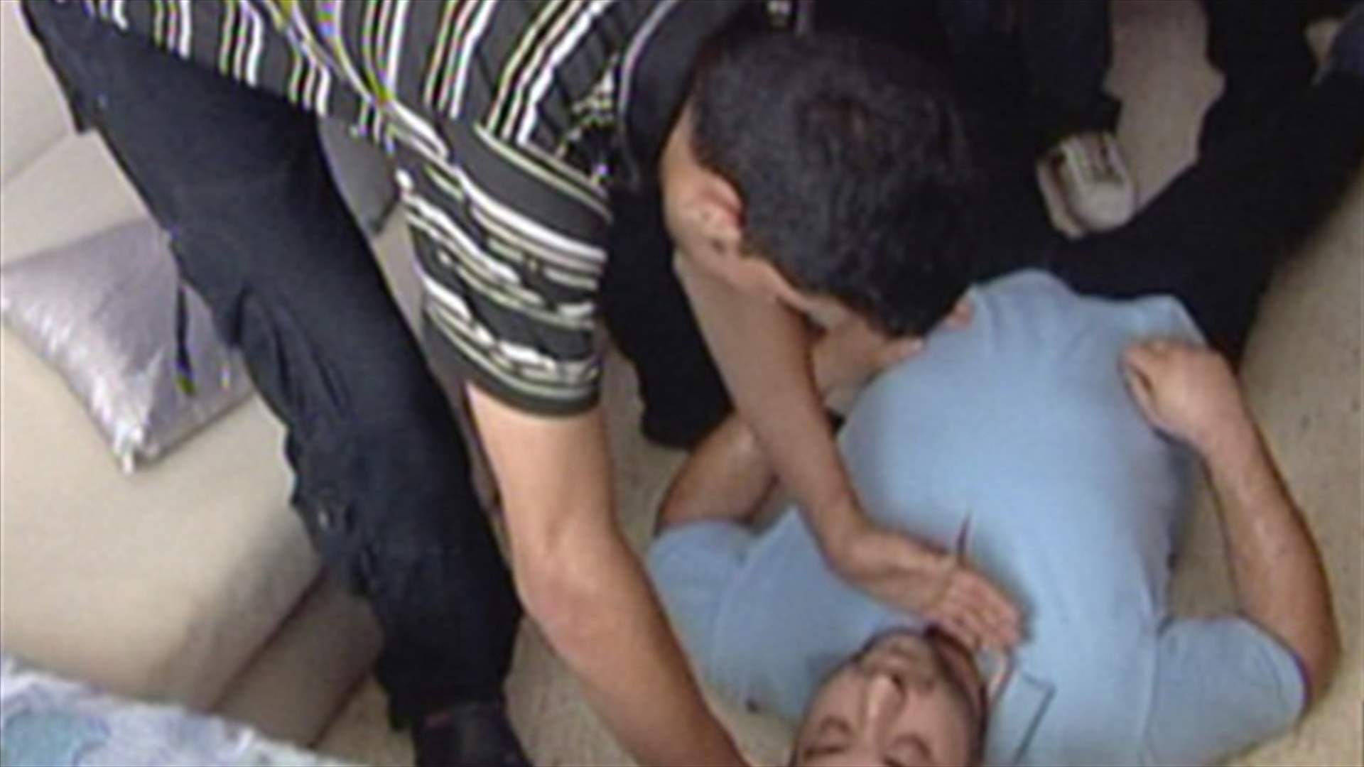 في 16 من عمره... يحاول اغتصاب امرأة في العقد السابع ويذبحها؟