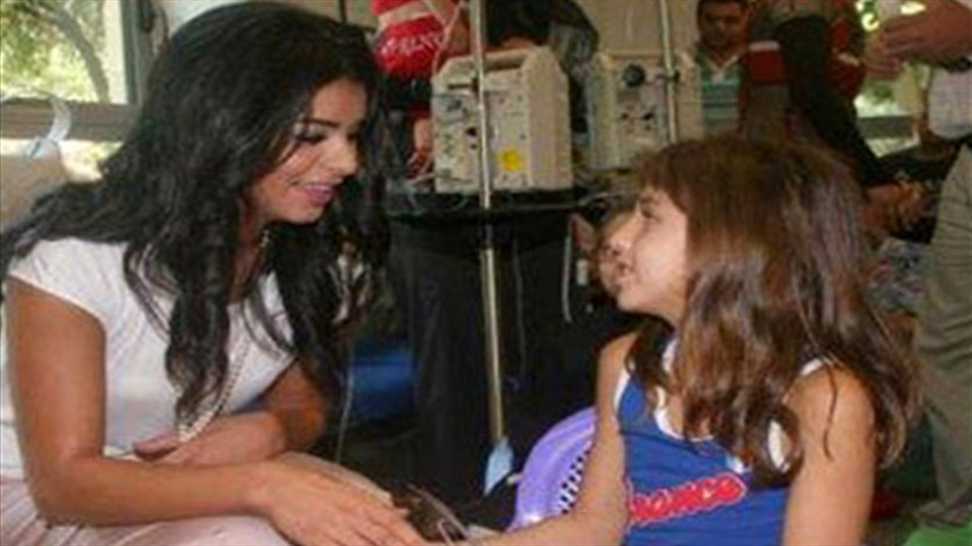 ريما فقيه تحتفل بعيد ميلادها مع أطفال مركز "سان جود"