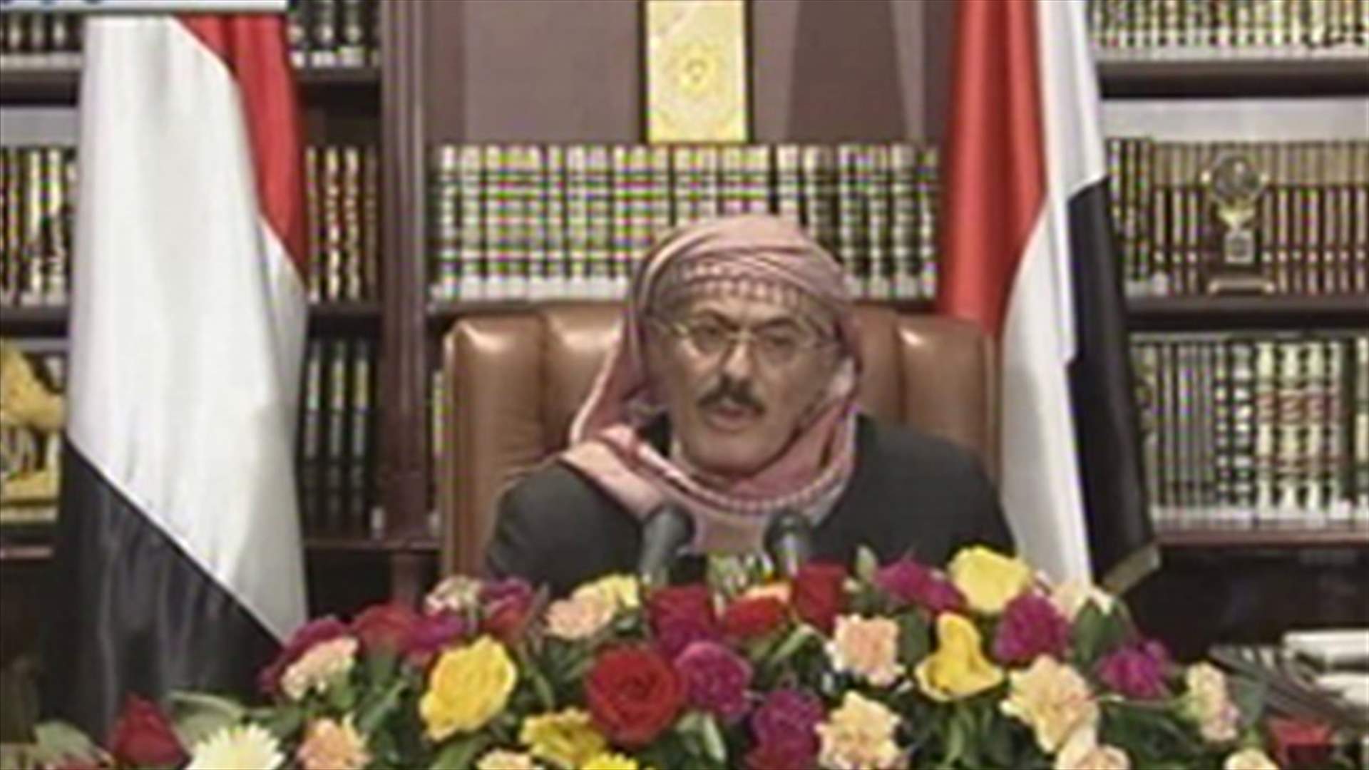 صالح: ملتزمون المبادرة الخليجية ونقل السلطة عن طريق الانتخابات