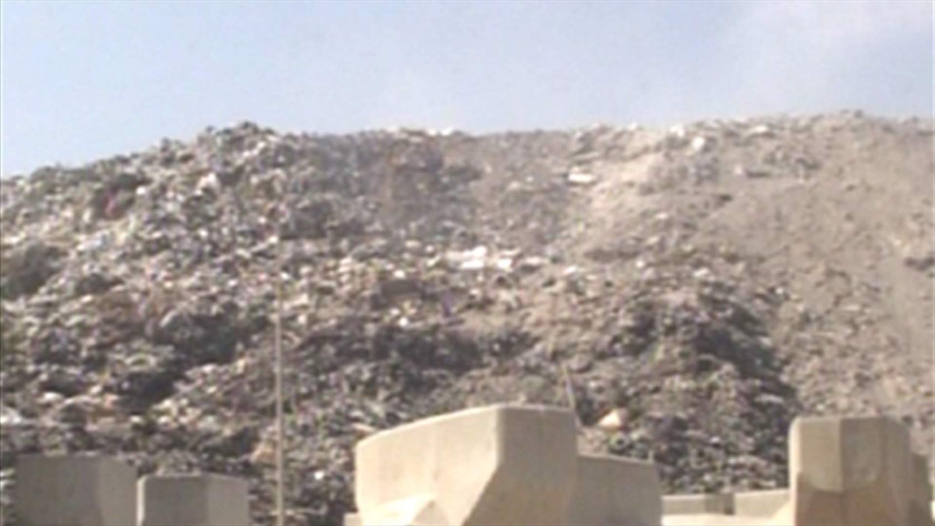 Project to turn Sidon’s dump-site into a park 