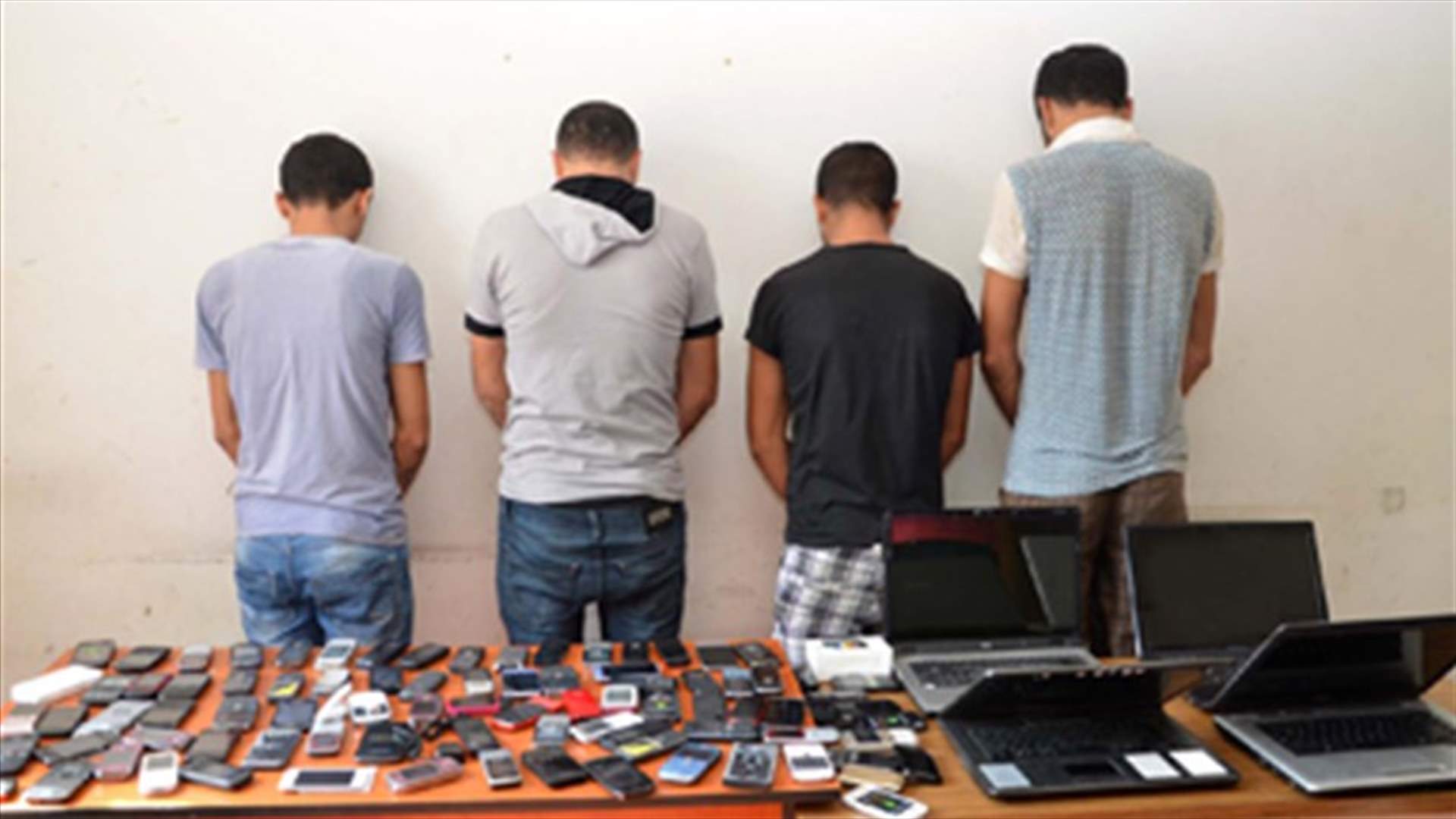 Police arrest men involved in cellphone shop robbery