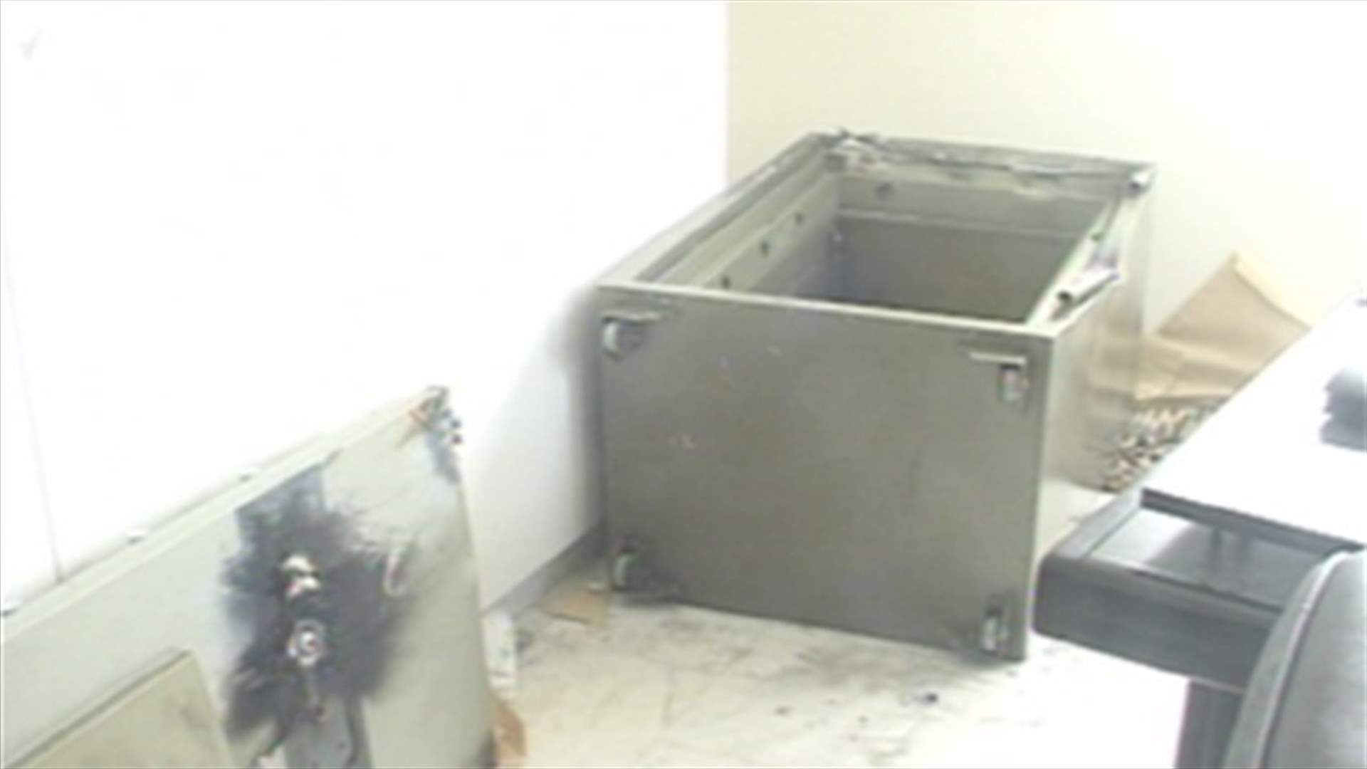 Unknown persons rob Bwarej municipality in Bekaa