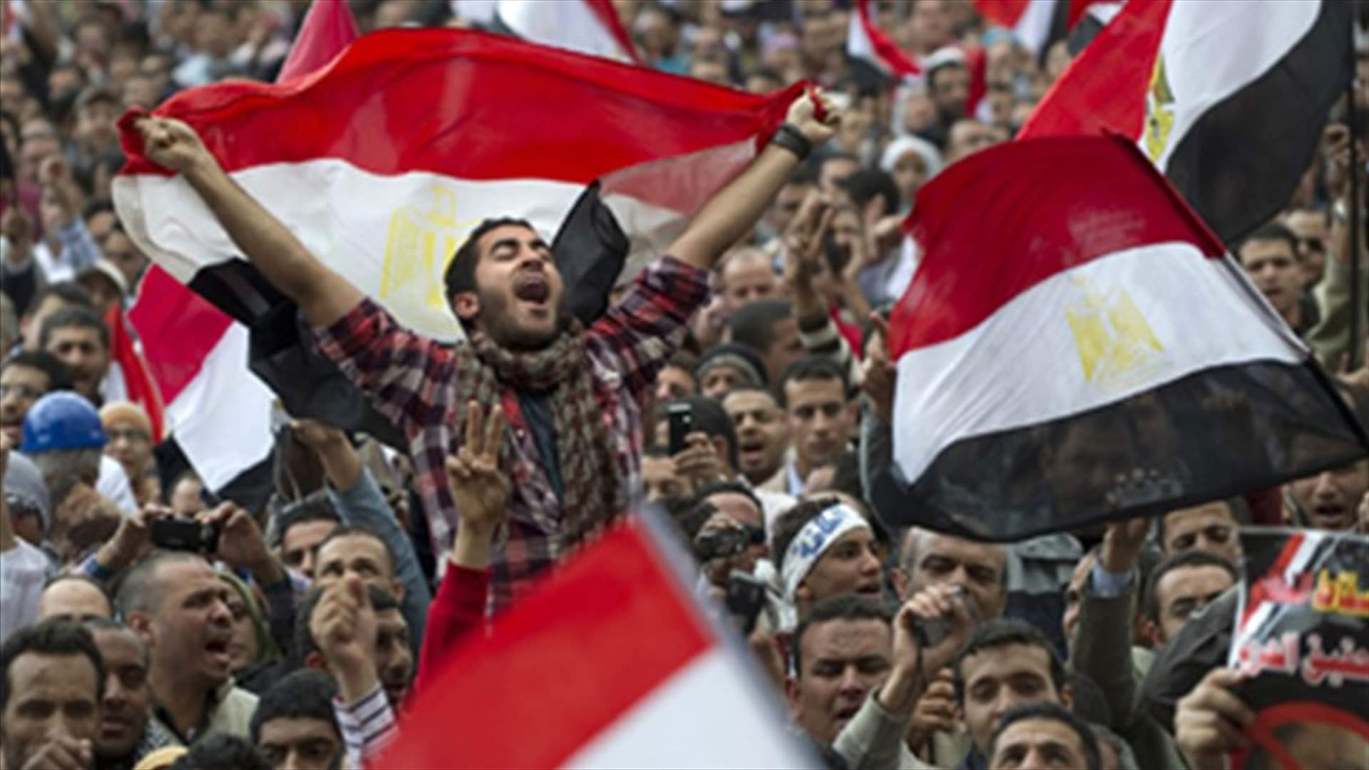 حماية الثورة أصعب من إسقاط الديكتاتوريات
