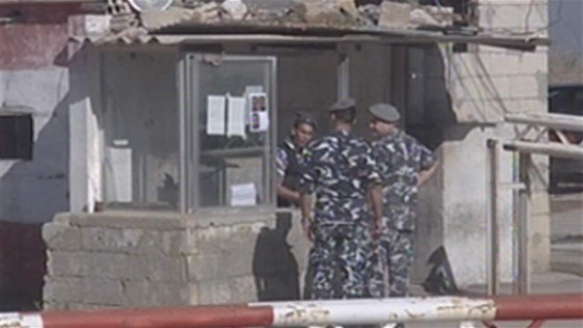 روايات متضاربة حول عملية فرار السجناء الـ3...