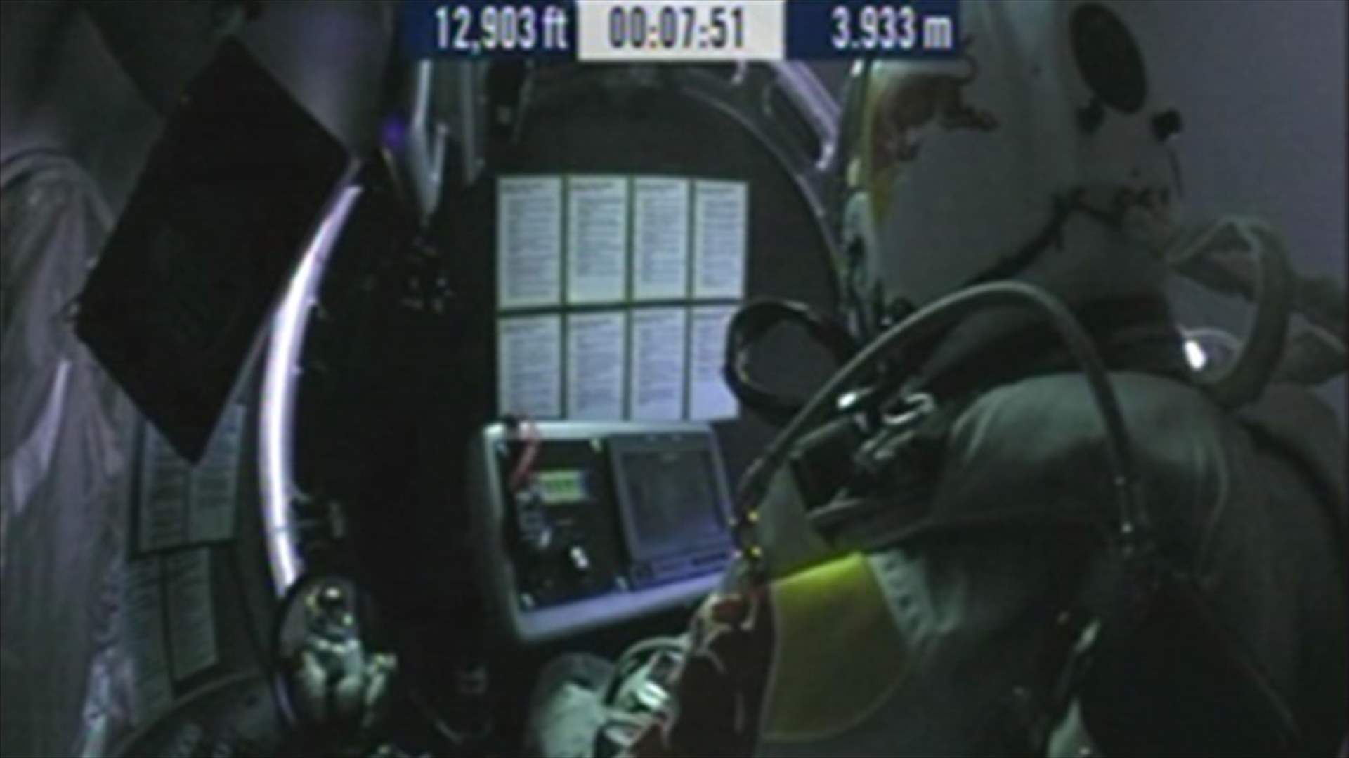 Daredevil skydiver jumps into stratosphere 24 miles over New Mexico, sets new records