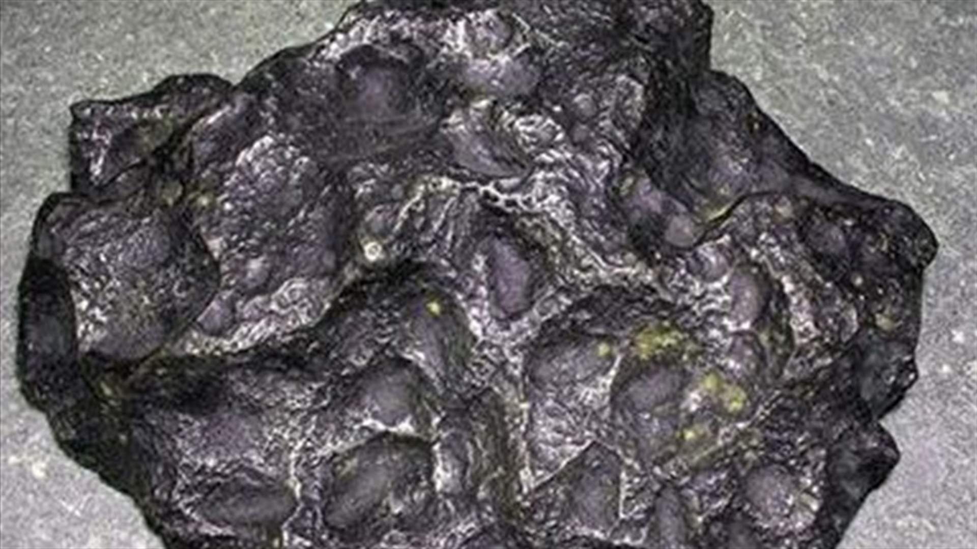 Moon rocks, chunks of Mars auctioned in New York