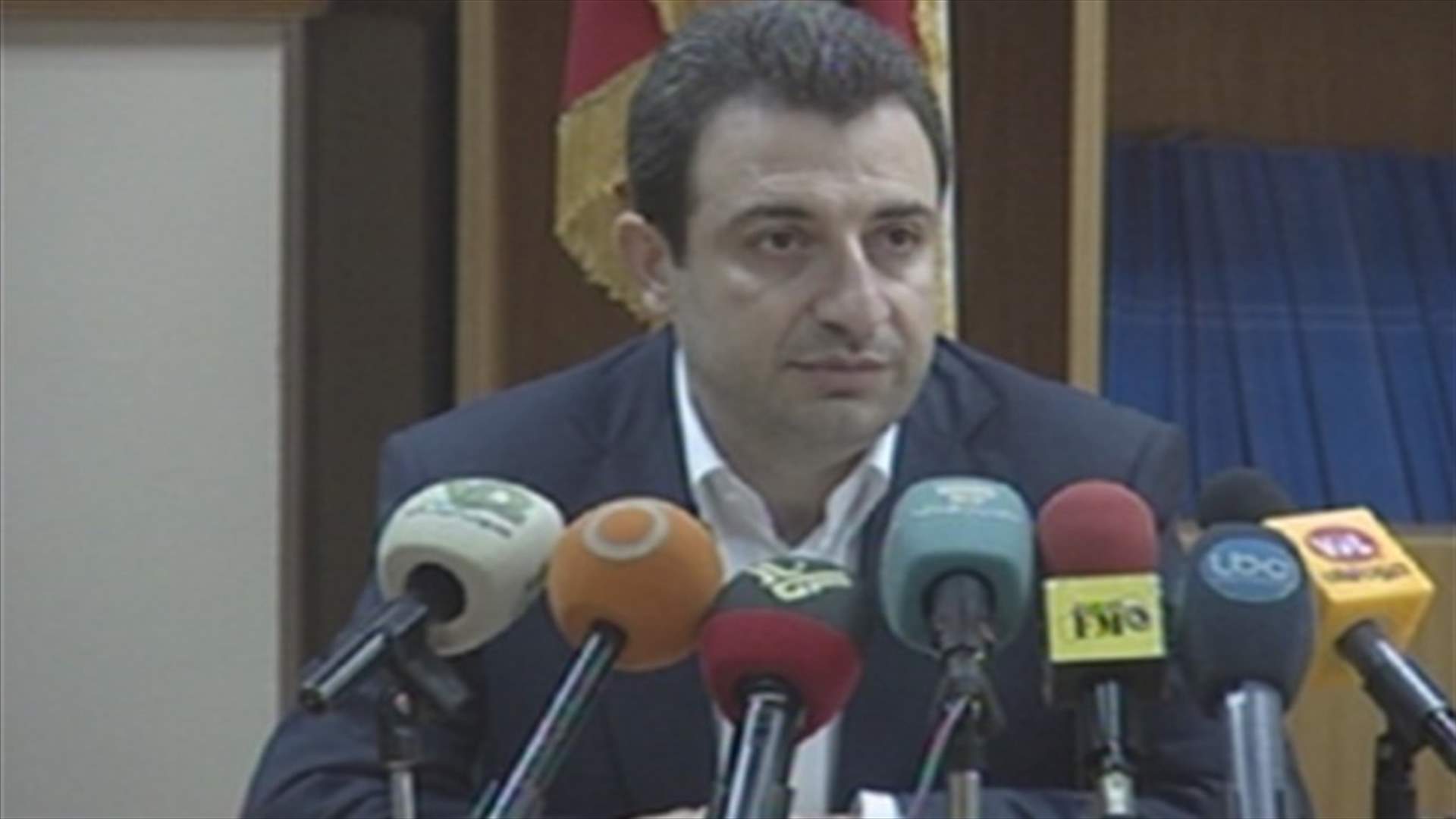 Abu Faour: The ratification of ranks, salaries series does not solve poverty problem