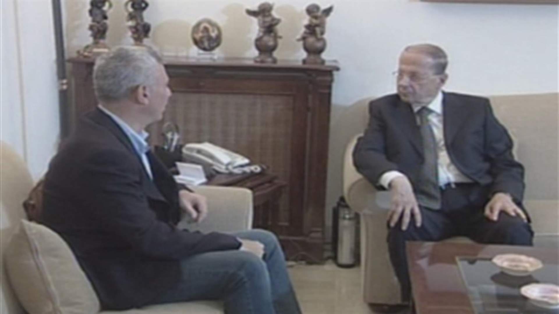 Aoun receives Frangieh in Rabieh