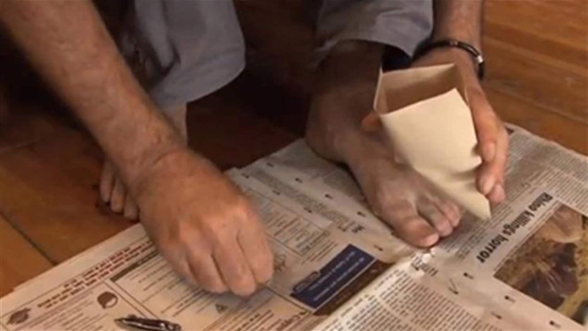 Man sends toenail clippings to Chinese embassy 
