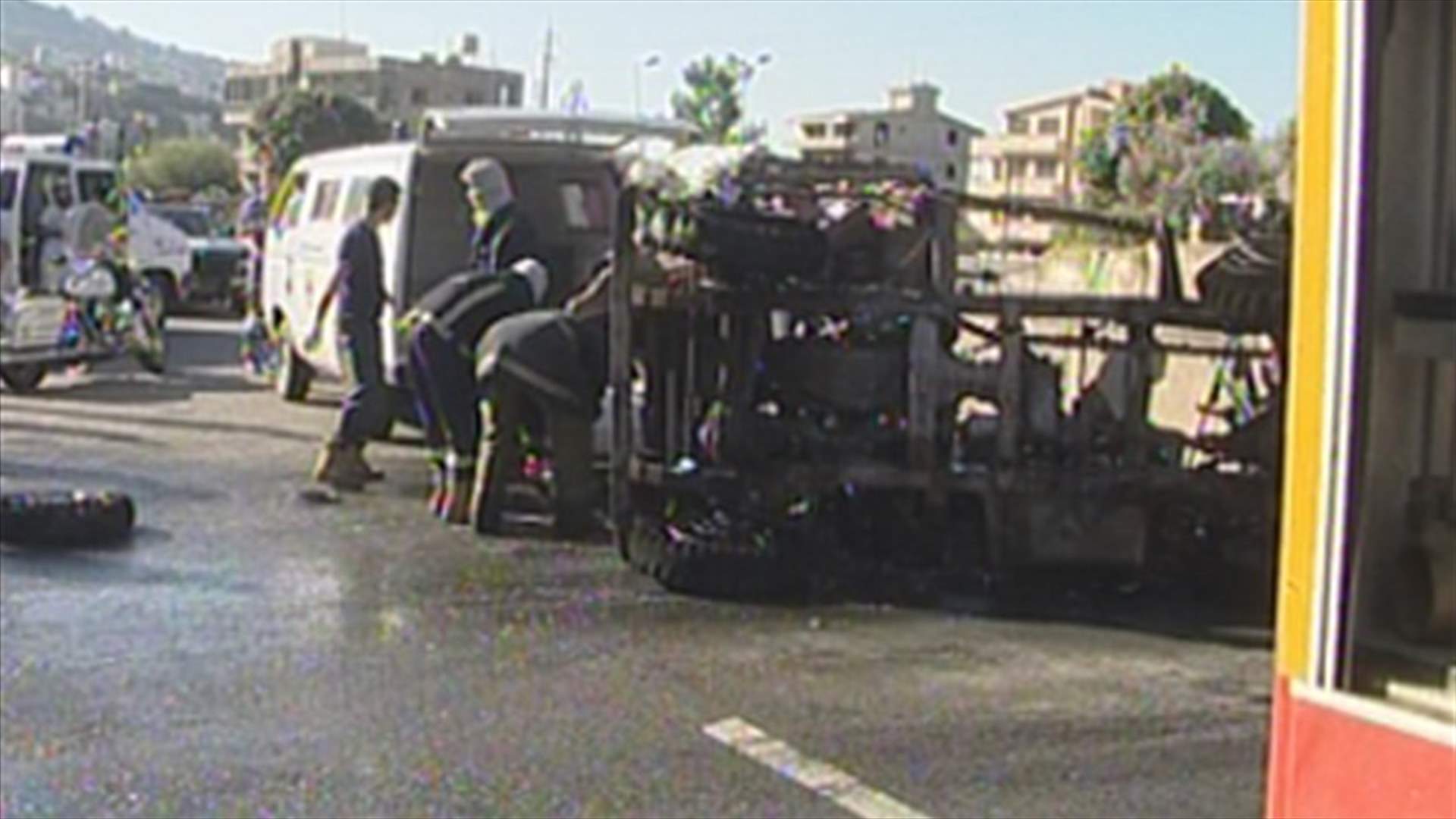 Jeep overturns, catches on fire on Nahr Ibrahim highway, driver killed  