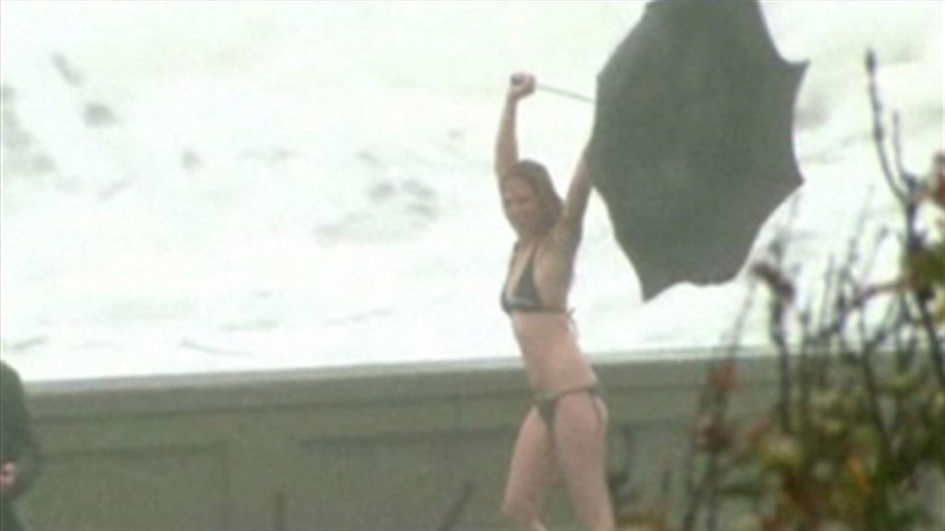 Superstorm Sandy slams into Atlantic coast