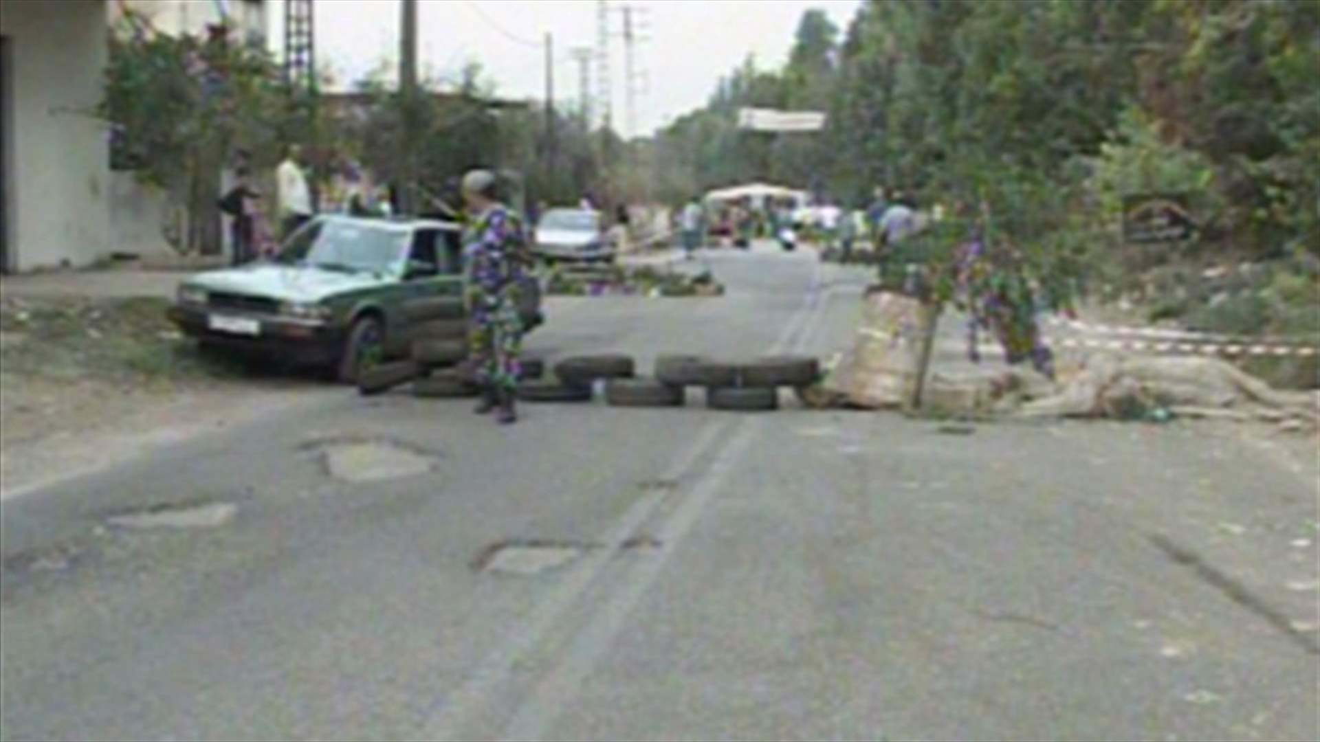 اعادة فتح الطريق الدولية جزئيا في تل اندة
