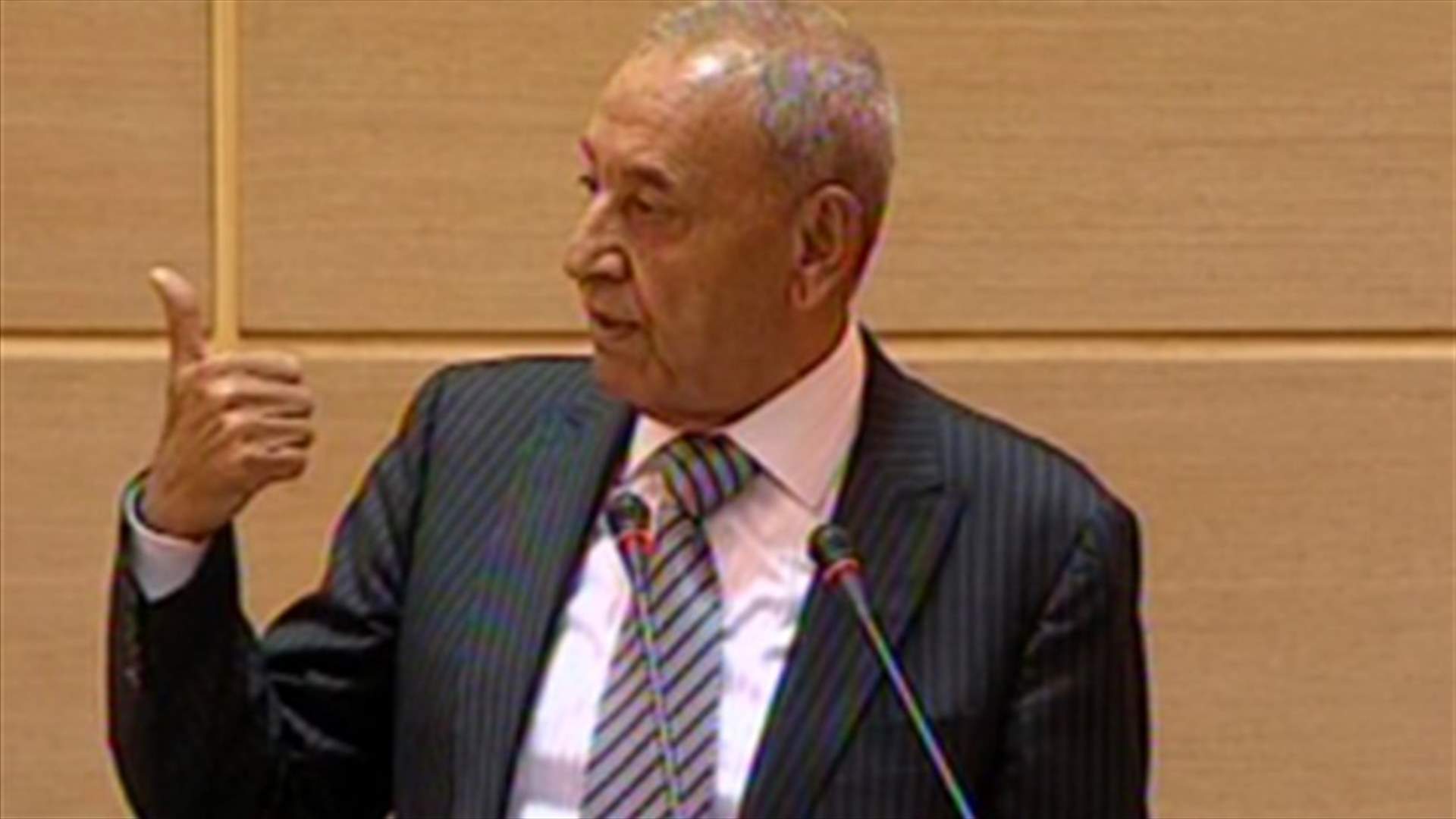 بري: أين المقاطعة العربية من الكيان الاسرائيلي بدلاً من سوريا؟