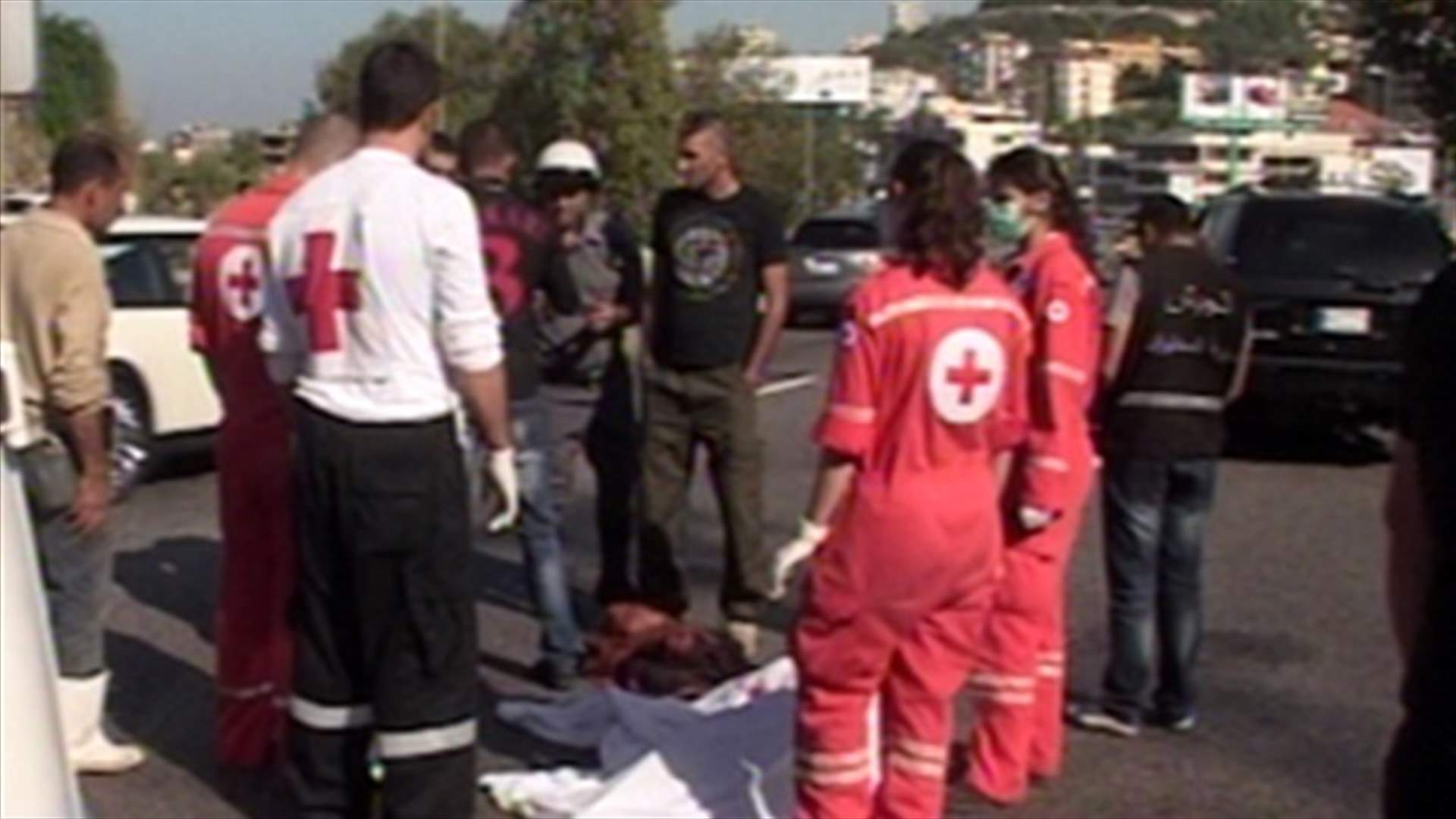قتيل صدماً في نهر ابراهيم وانقلاب باص في كفرعبيدا