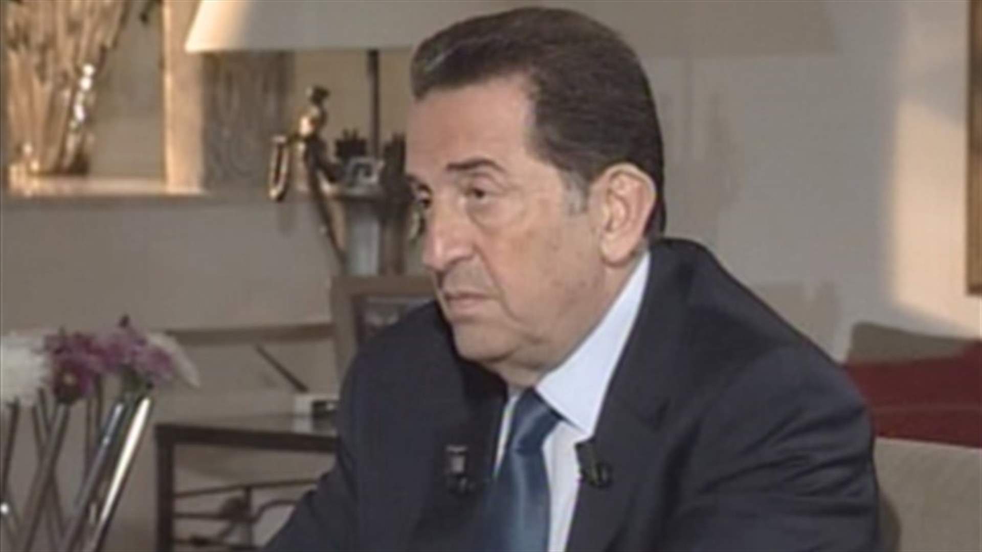 حرب: أتمنى الا يكون حزب الله على علاقة بمحاولة اغتيالي
