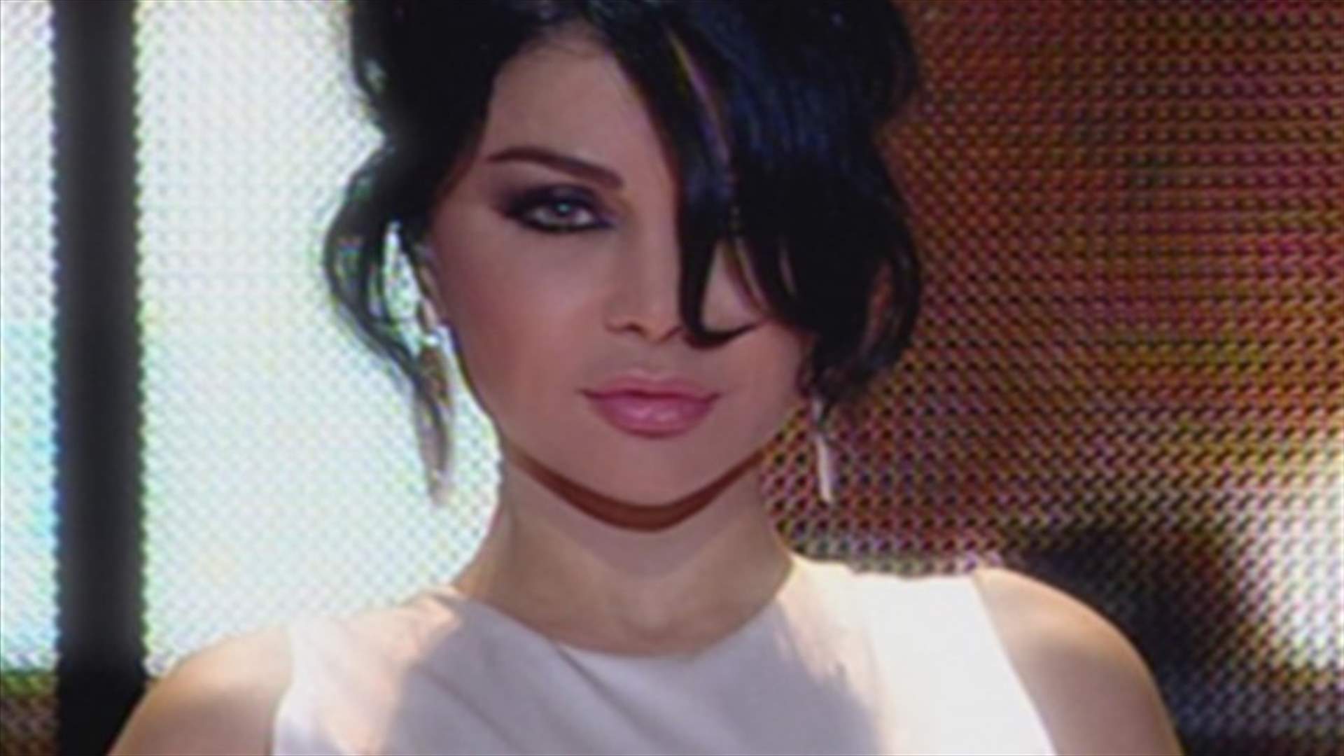 هيفا وهبي تكشف عبر الـLBCI أسرار طلاقها 