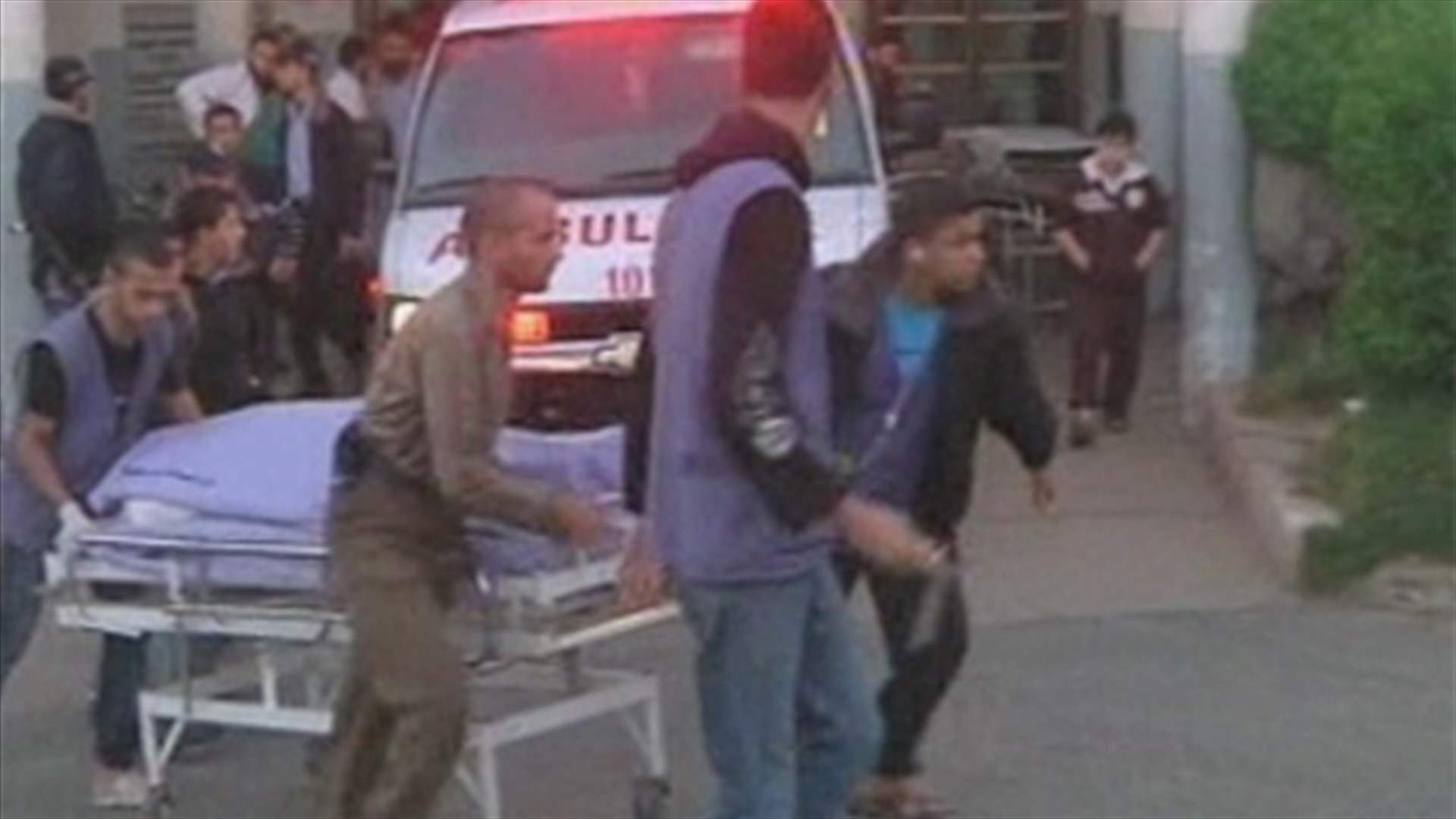 Shells continue to pound Gaza as sirens sound in Tel Aviv 