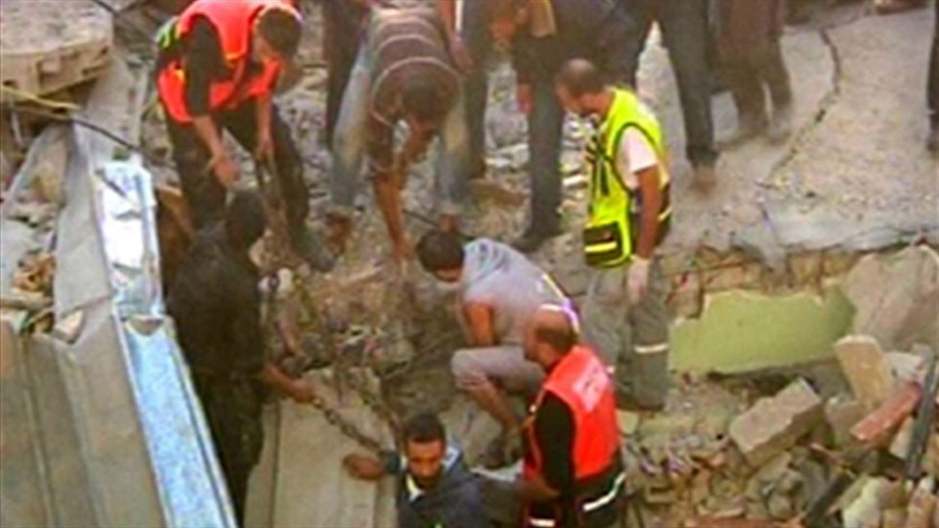 Gaza under fire, Israel targets television stations