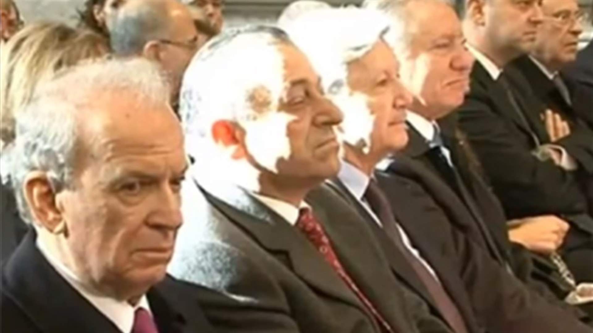سياسيو 8 و14 آذار التقوا في احتفال الراعي