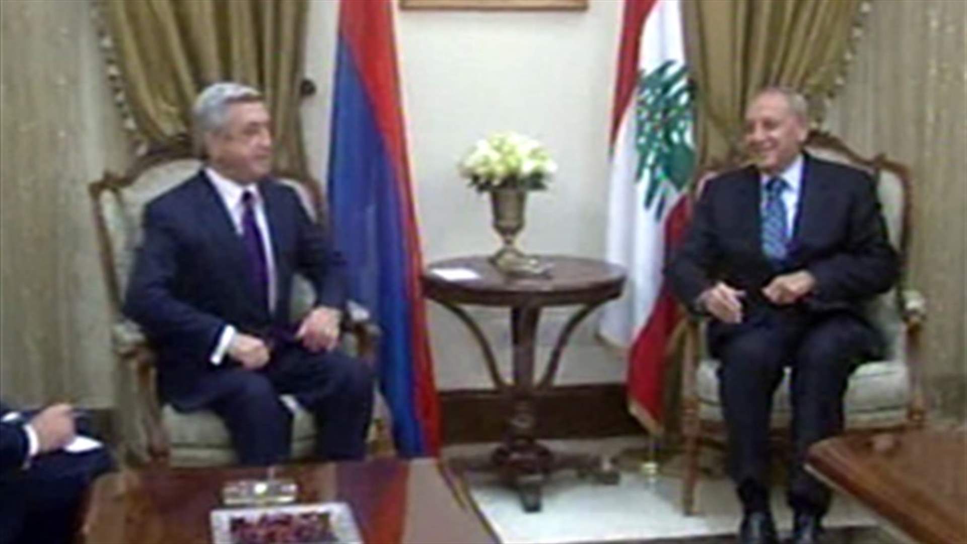 بري يدعو للعودة إلى الحوار من دون انتظار مصير سوريا