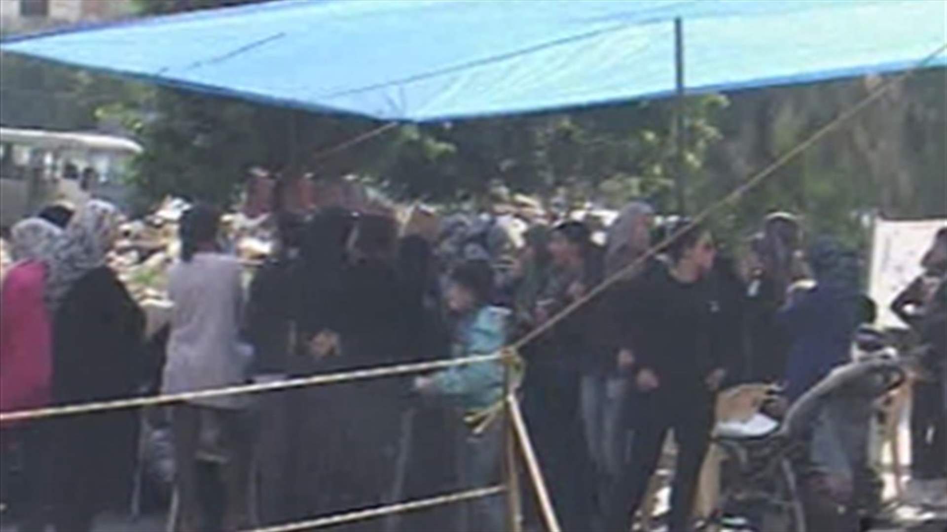Mokdads take to the streets, Charbel calls for calm 
