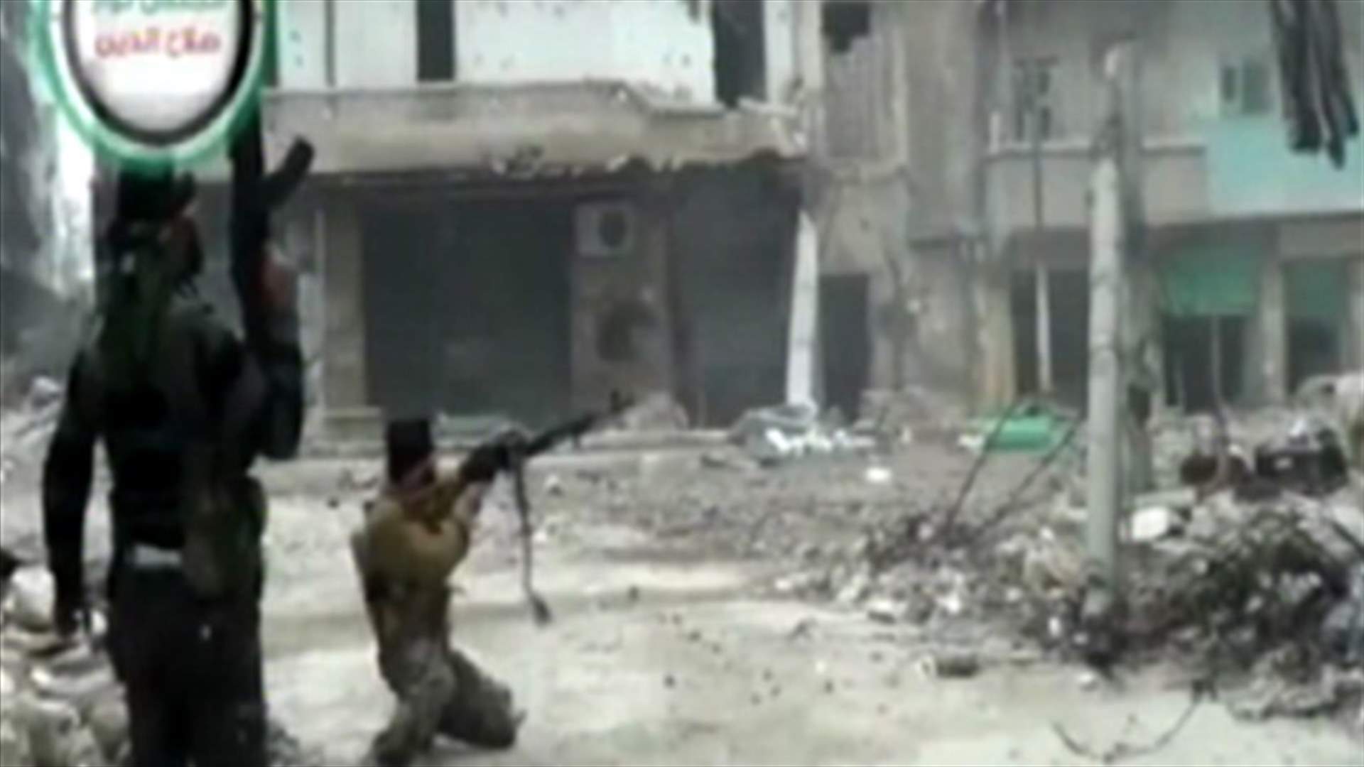 Air raids and clashes rock Damascus Reef as two Russian warships dock in Tartus