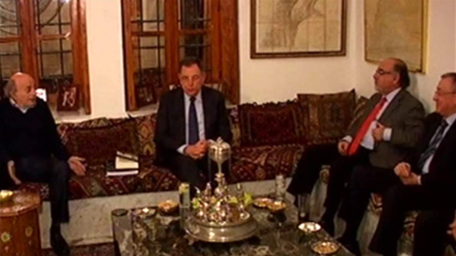 MP Jumblatt discusses "rescue initiative" with various Future Bloc officials