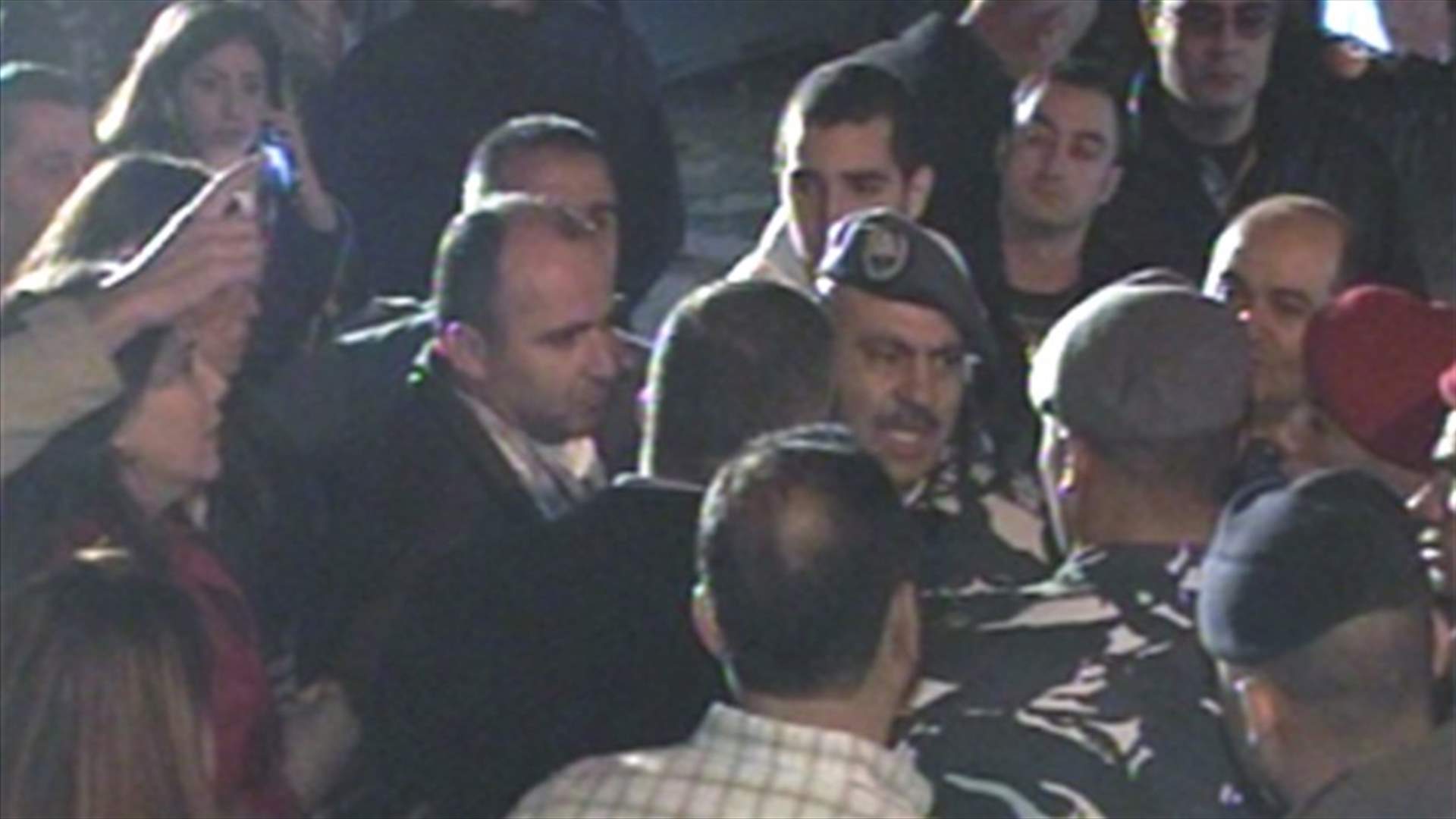 موظفو "باك" المصروفون يوضحون وجهة نظرهم 