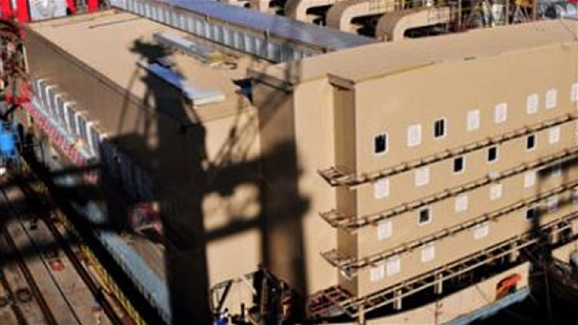 بعد انتظار دام عامين وشهرين سلكت طريقها الى لبنان 