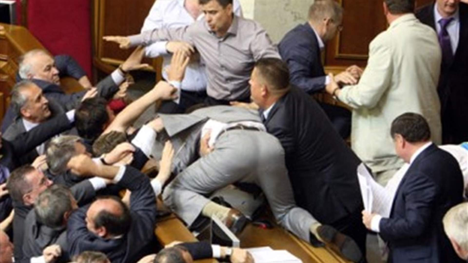 Deputies brawl in Ukraine parliament, session suspended