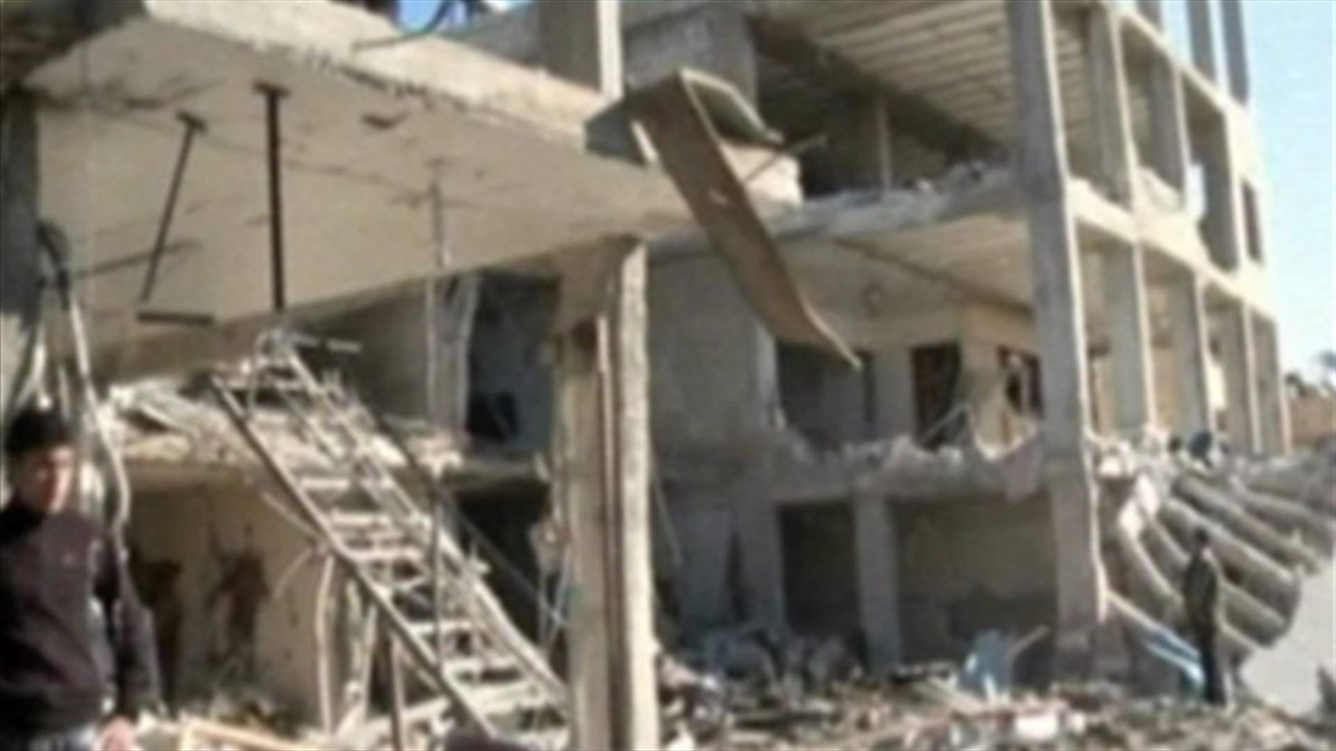 UK's Cameron wants all options available to help Syrian rebels
