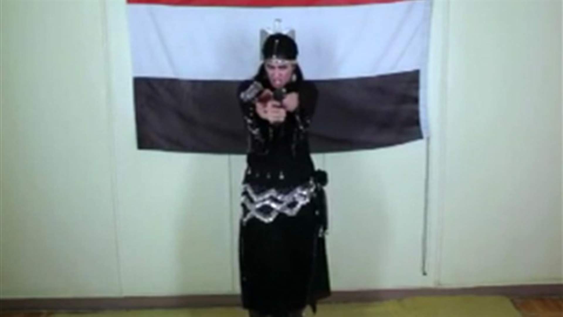 REPORT: Popular Egyptian artist sings against Egyptian president 