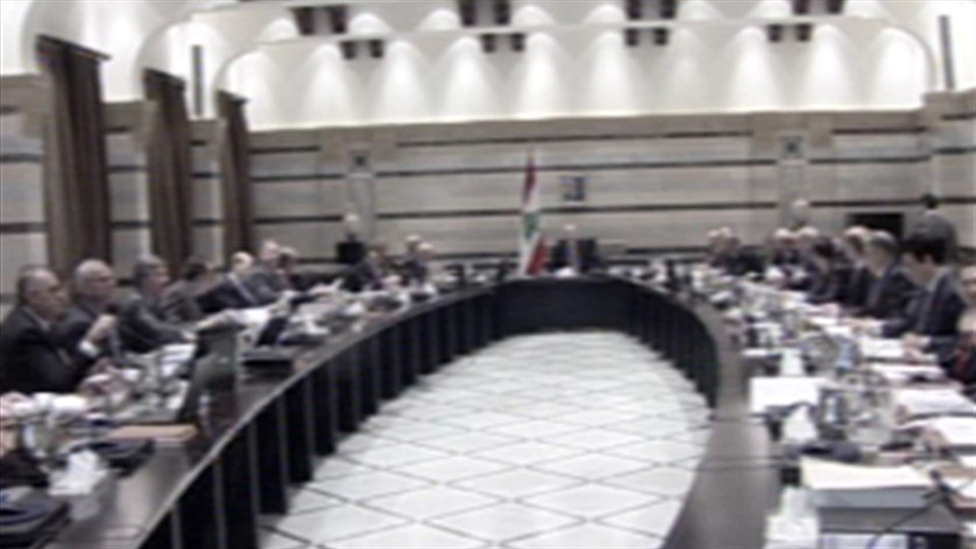 Mikati: Despite campaigns, gvt to commit to self-distancing policy