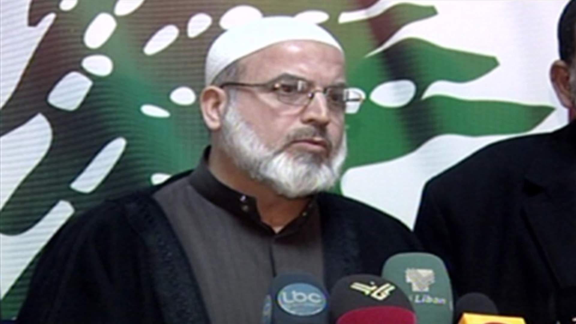 Khattab stresses commitment to civil peace and camps' stability