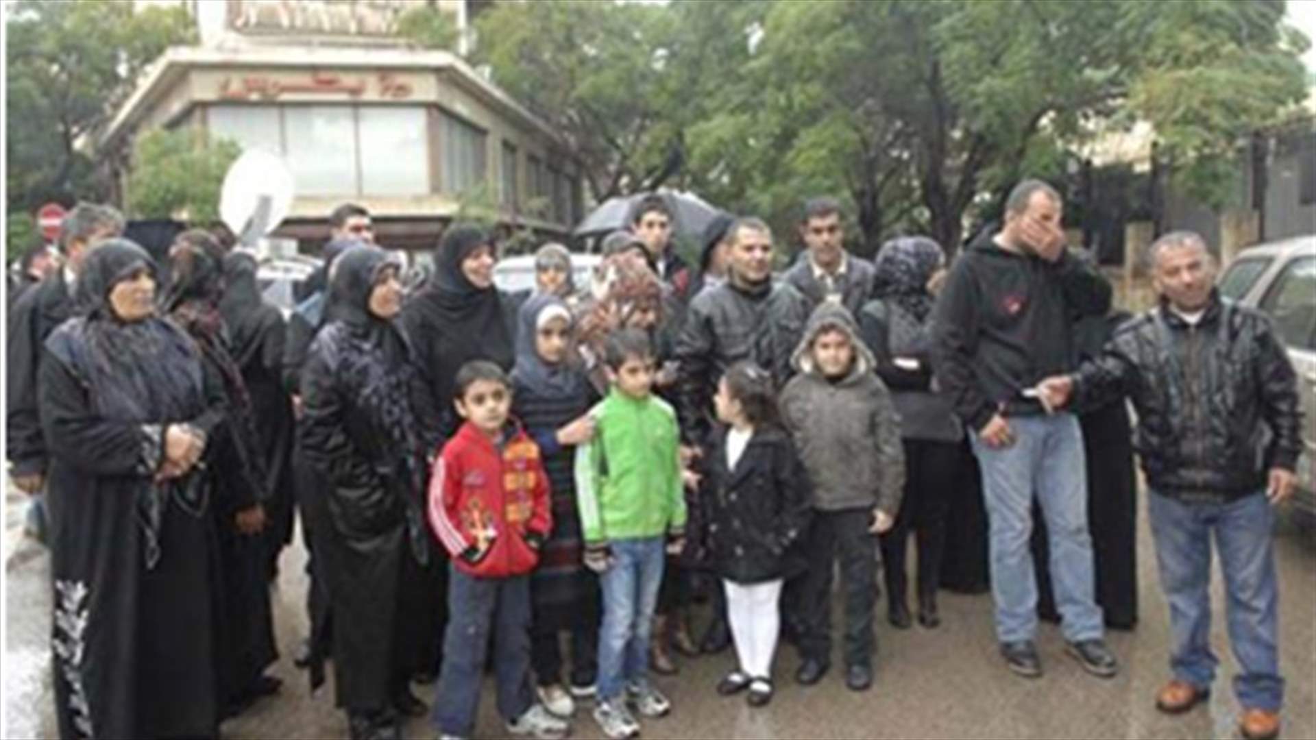 أهالي مخطوفي اعزاز على طريق القصر الجمهوري اليوم