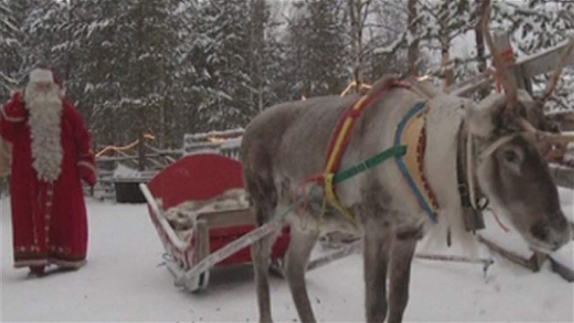 REPORT: The world prepares for Christmas amid cheers, joy and last minute shopping 