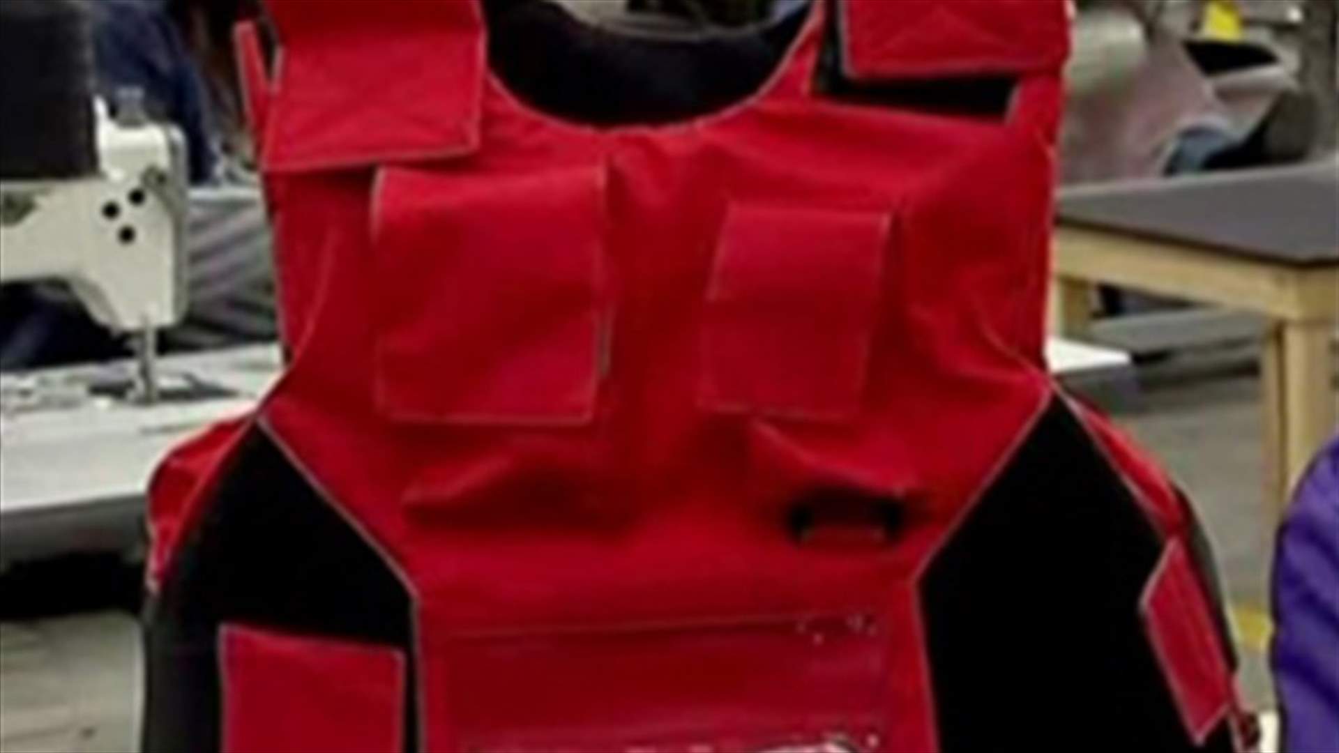 Colombia firm makes armored clothes for kids
