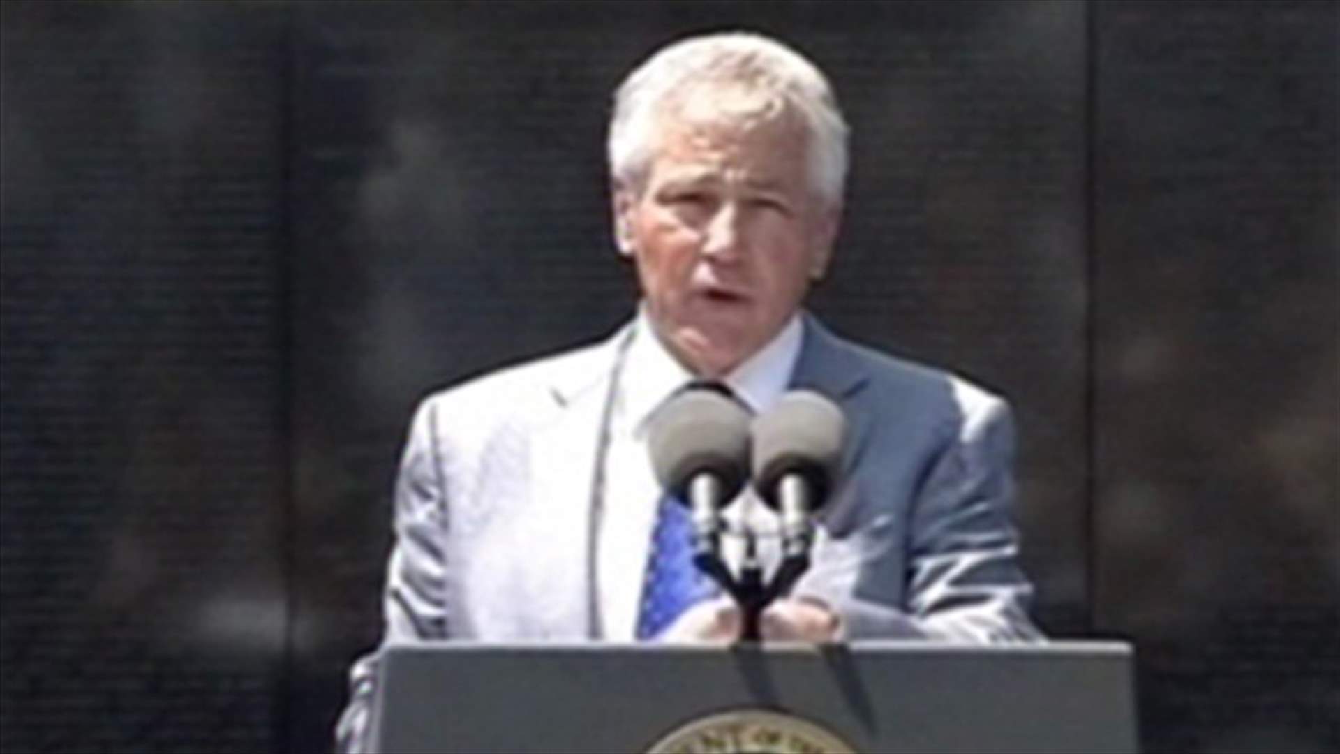 Obama chooses Chuck Hagel as defense chief 