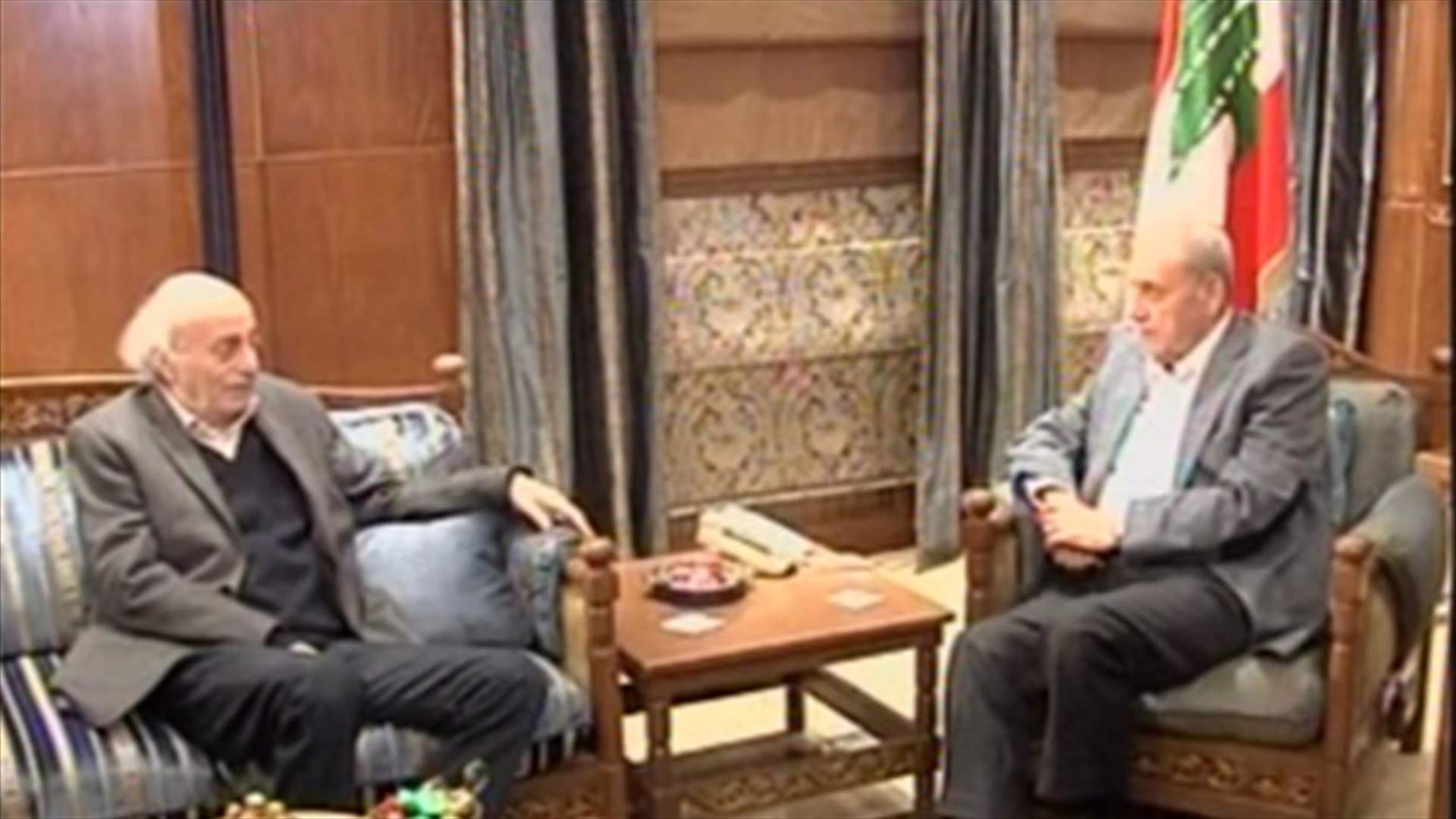 بري يلتقى جنبلاط في عين التينة 
