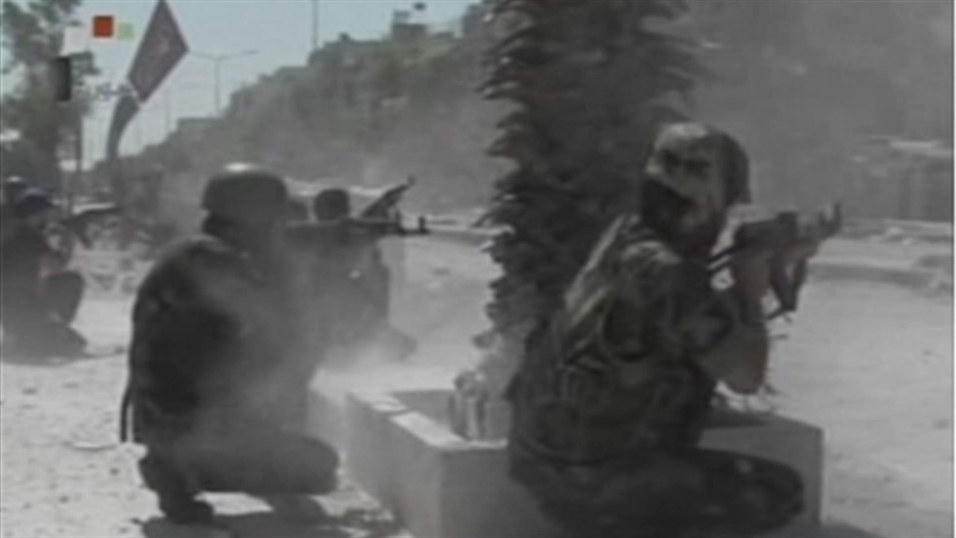 Fierce clashes and shelling surround Damascus