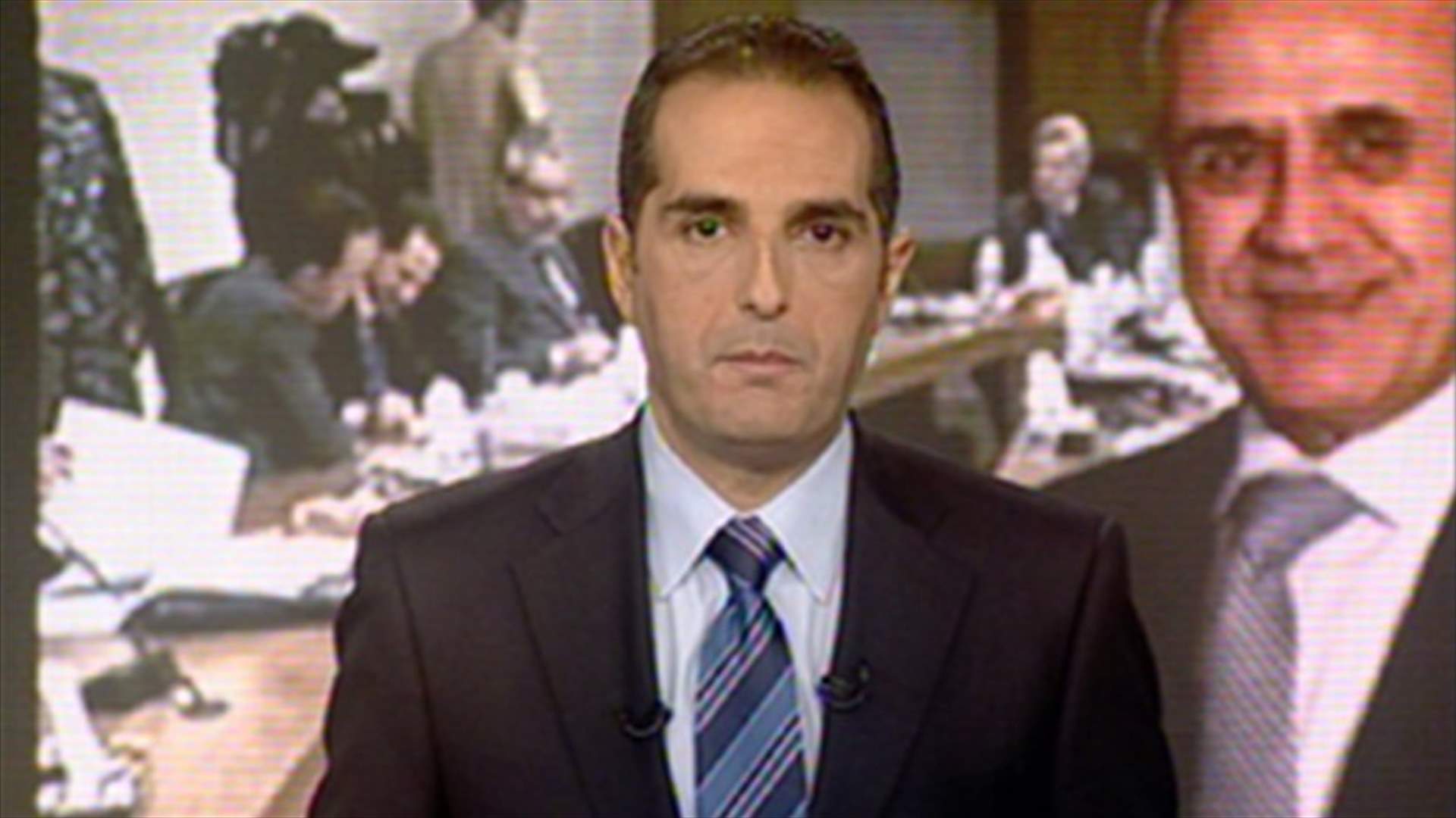 مقدمة النشرة المسائية 15-01-2013