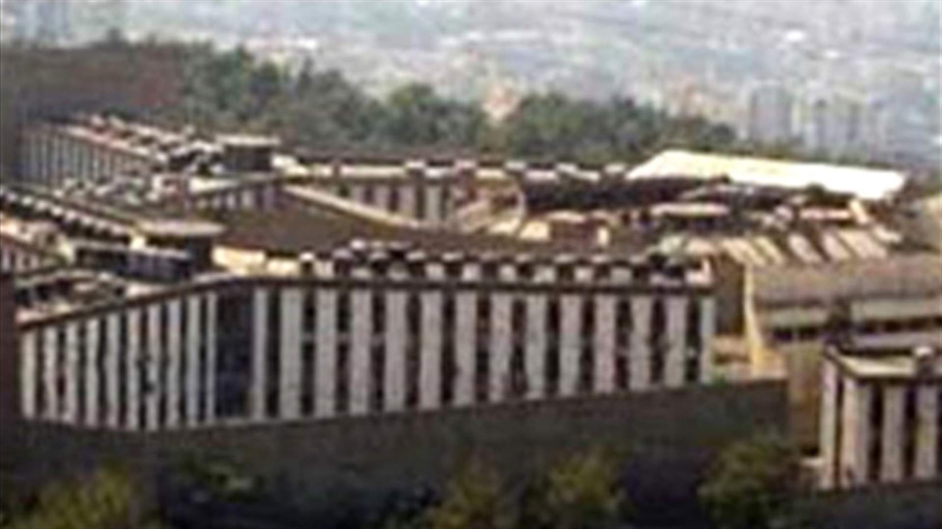 Inmate strangles himself to death